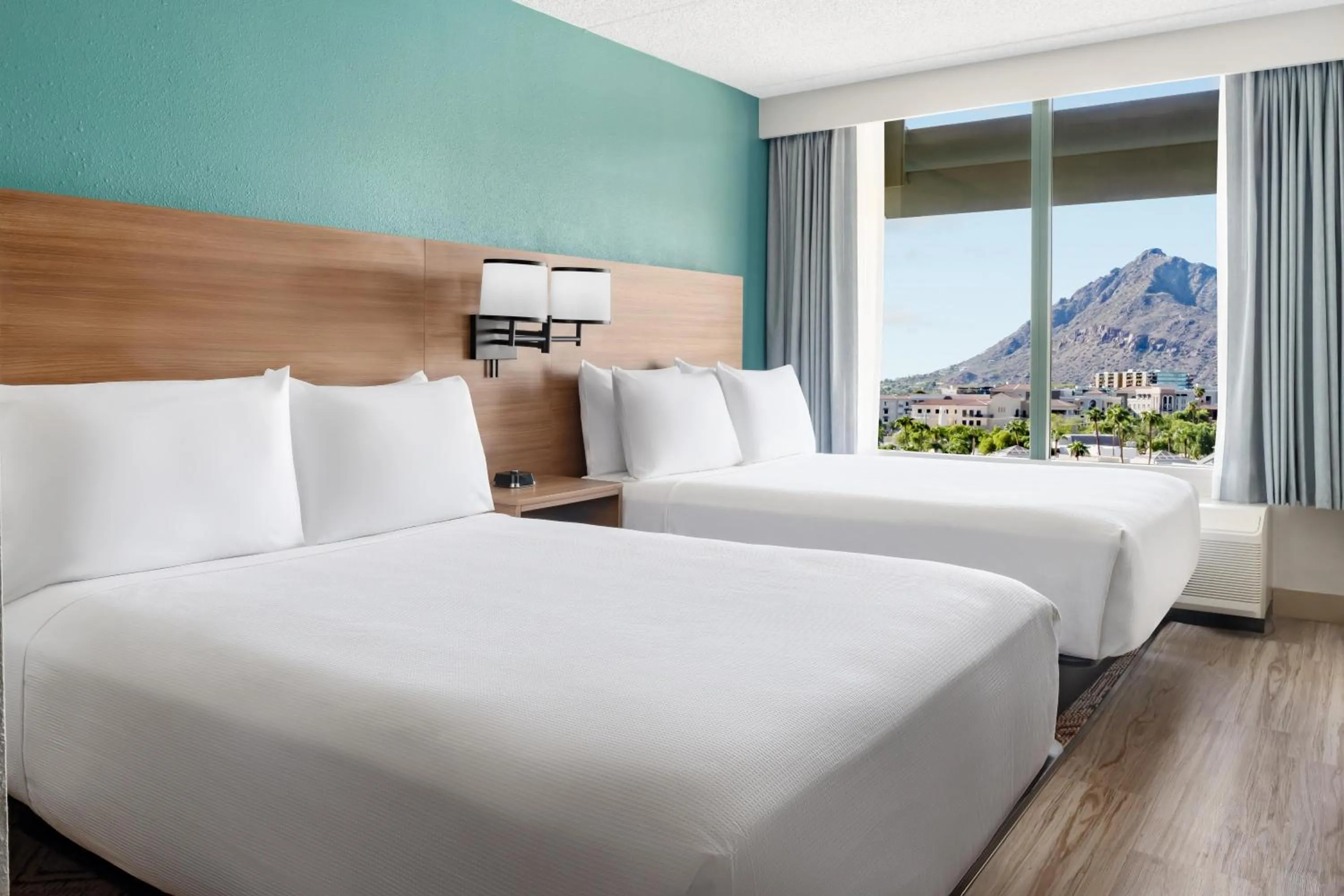 View (from property/room), Bed in Hyatt Place Scottsdale/Old Town