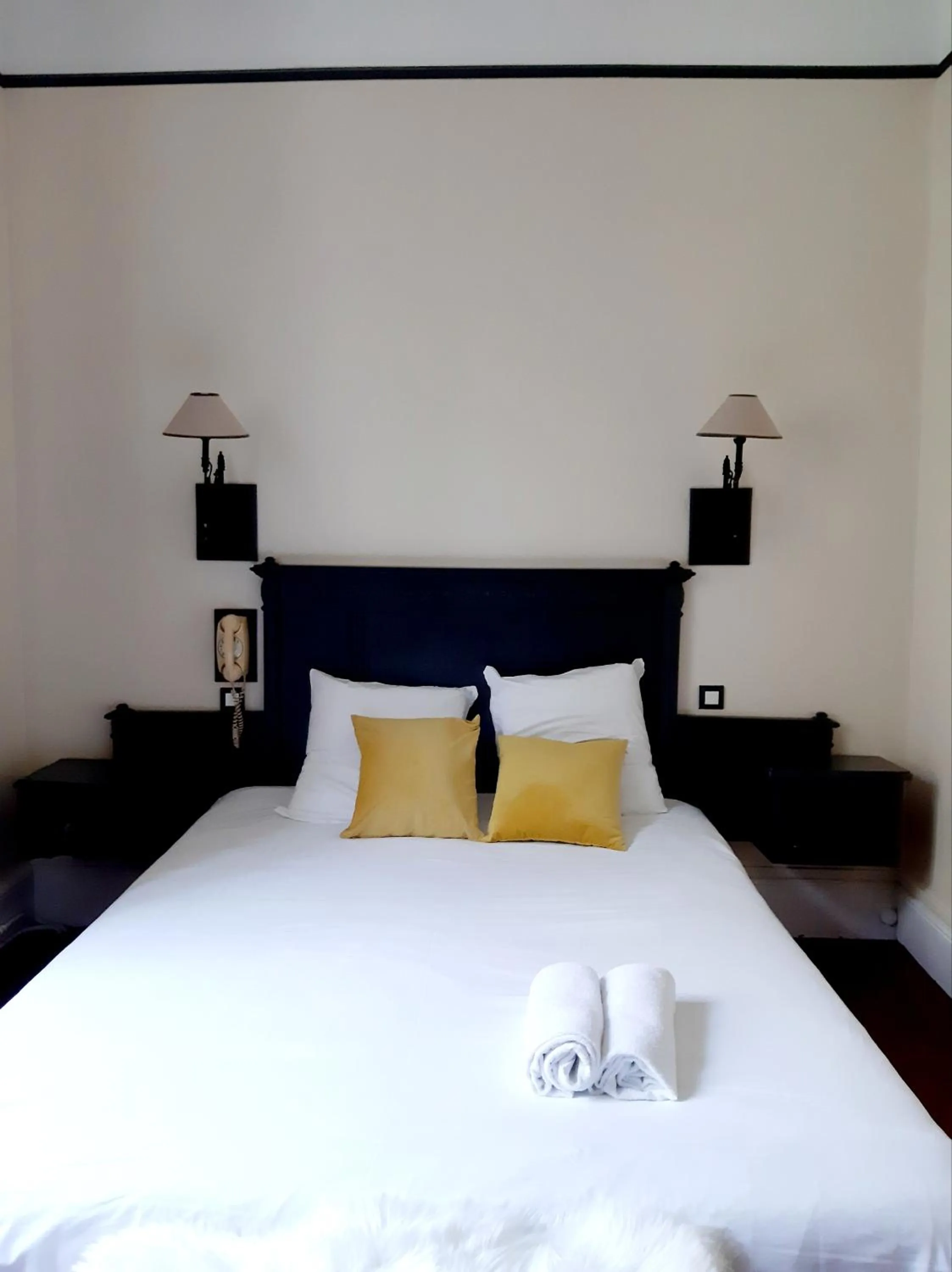 Bedroom, Bed in Saint Charles Hôtel & Coliving Biarritz