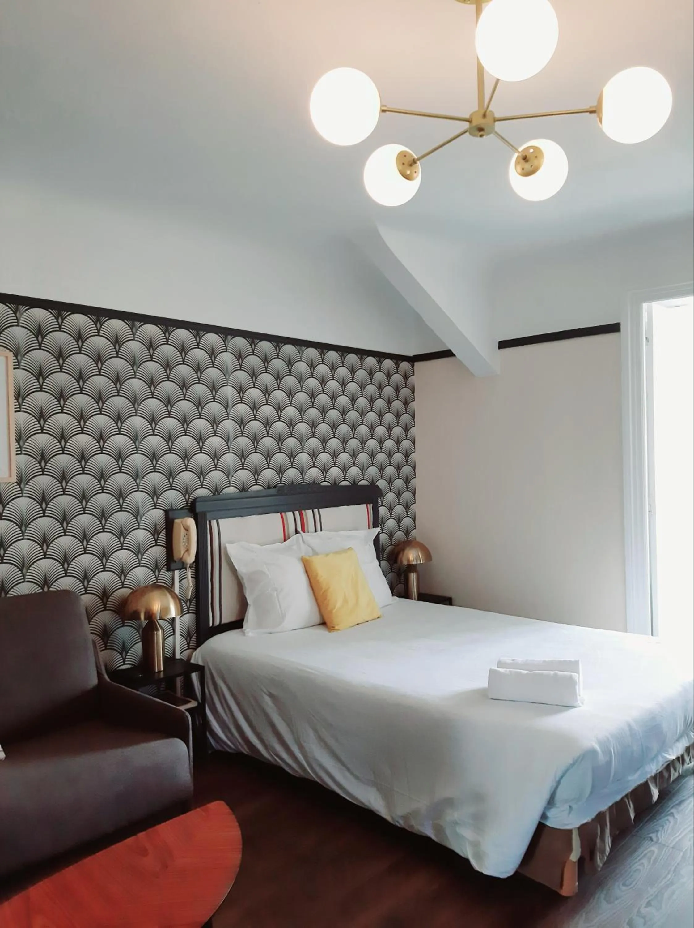 Photo of the whole room, Bed in Saint Charles Hôtel & Coliving Biarritz