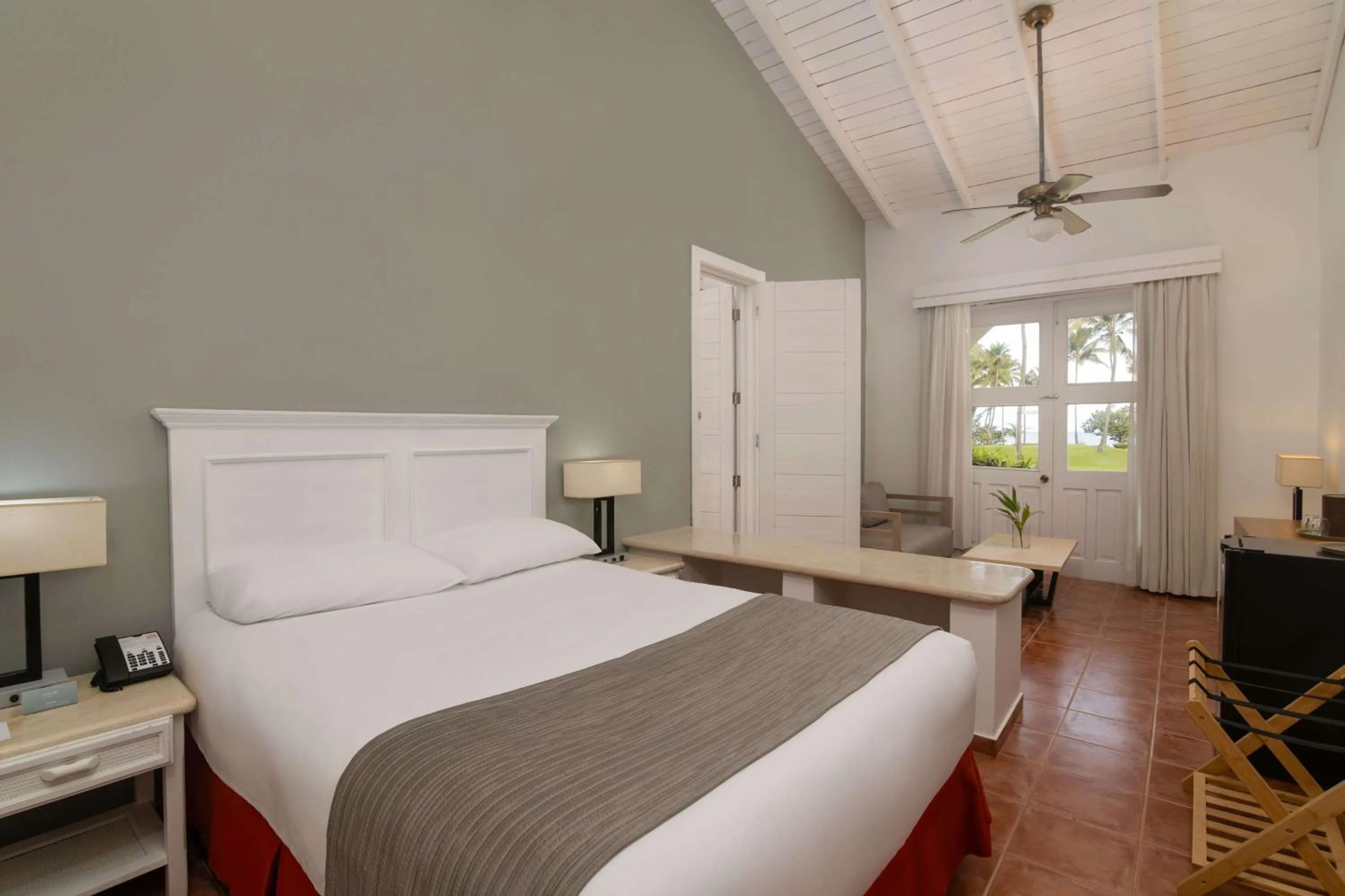 Photo of the whole room, Bed in Wyndham Alltra Samana All Inclusive Resort