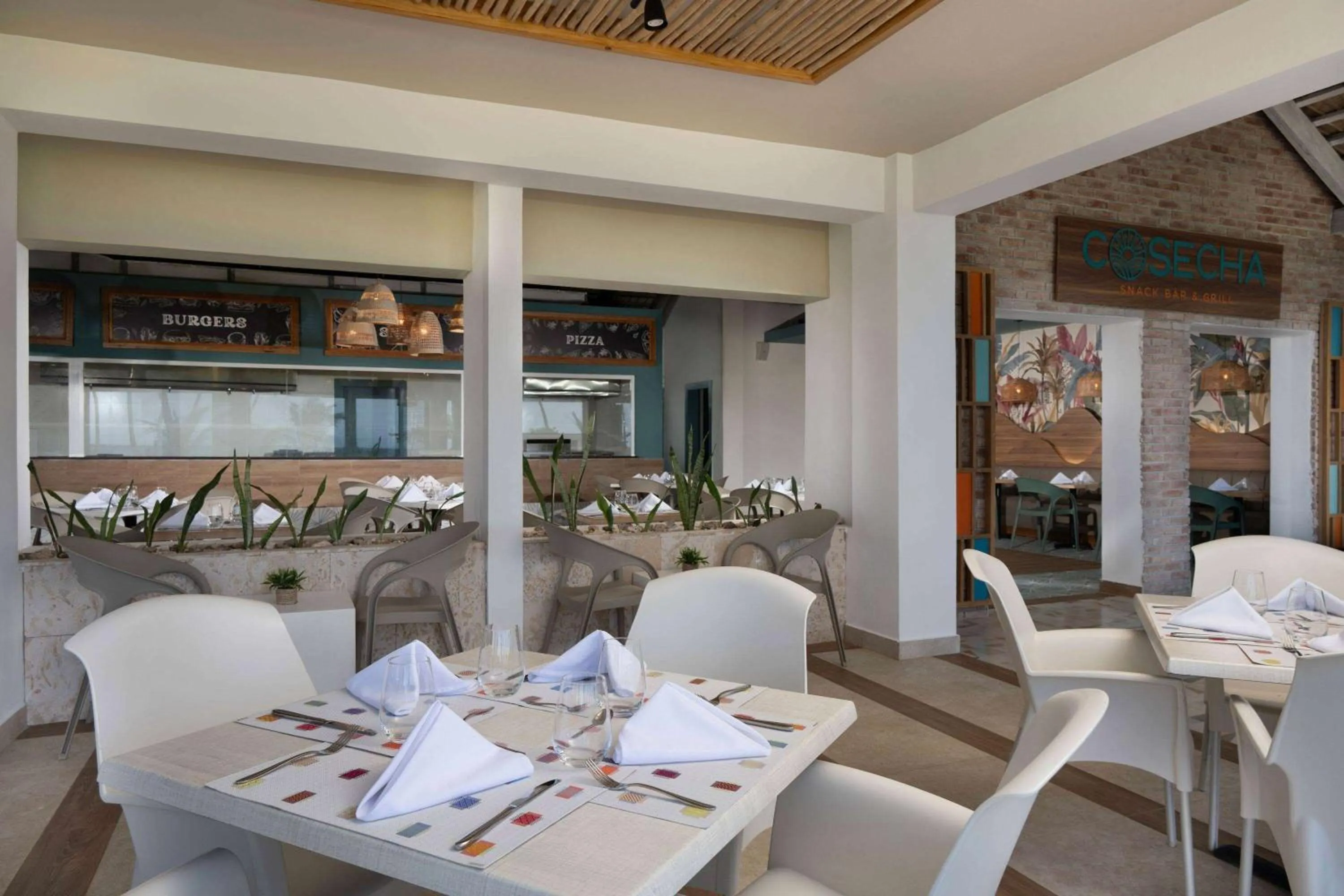 Restaurant/places to eat in Wyndham Alltra Samana All Inclusive Resort
