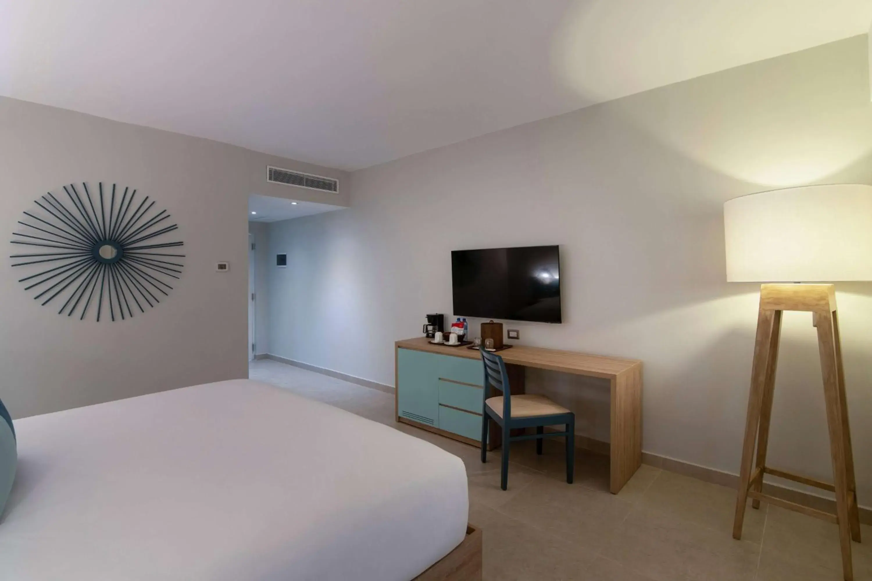 Standard King Room with Garden View - single occupancy in Wyndham Alltra Samana All Inclusive Resort Standard King Room with Garden View - single occupancy in Wyndham Alltra Samana All Inclusive Resort