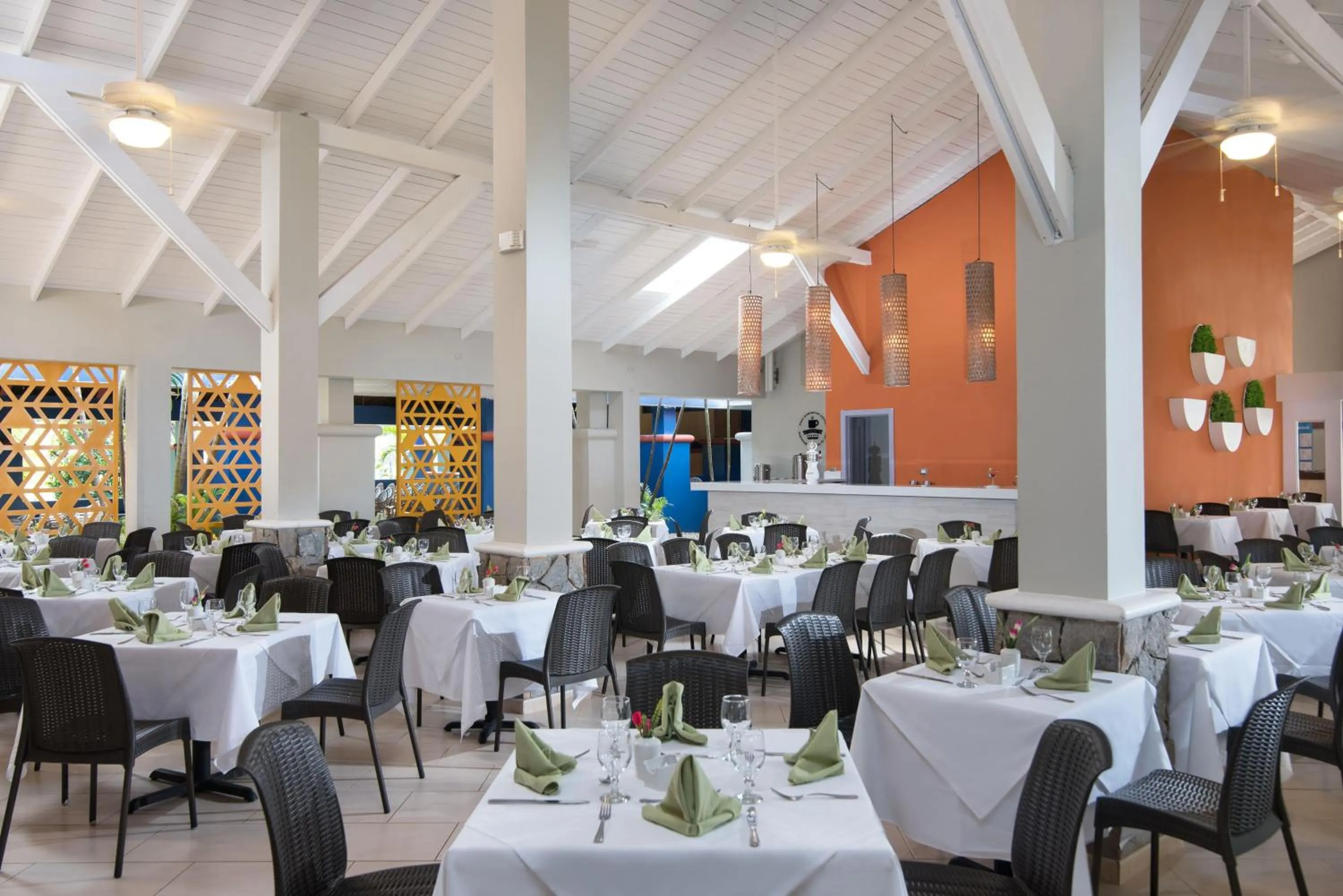 Restaurant/places to eat in Wyndham Alltra Samana All Inclusive Resort