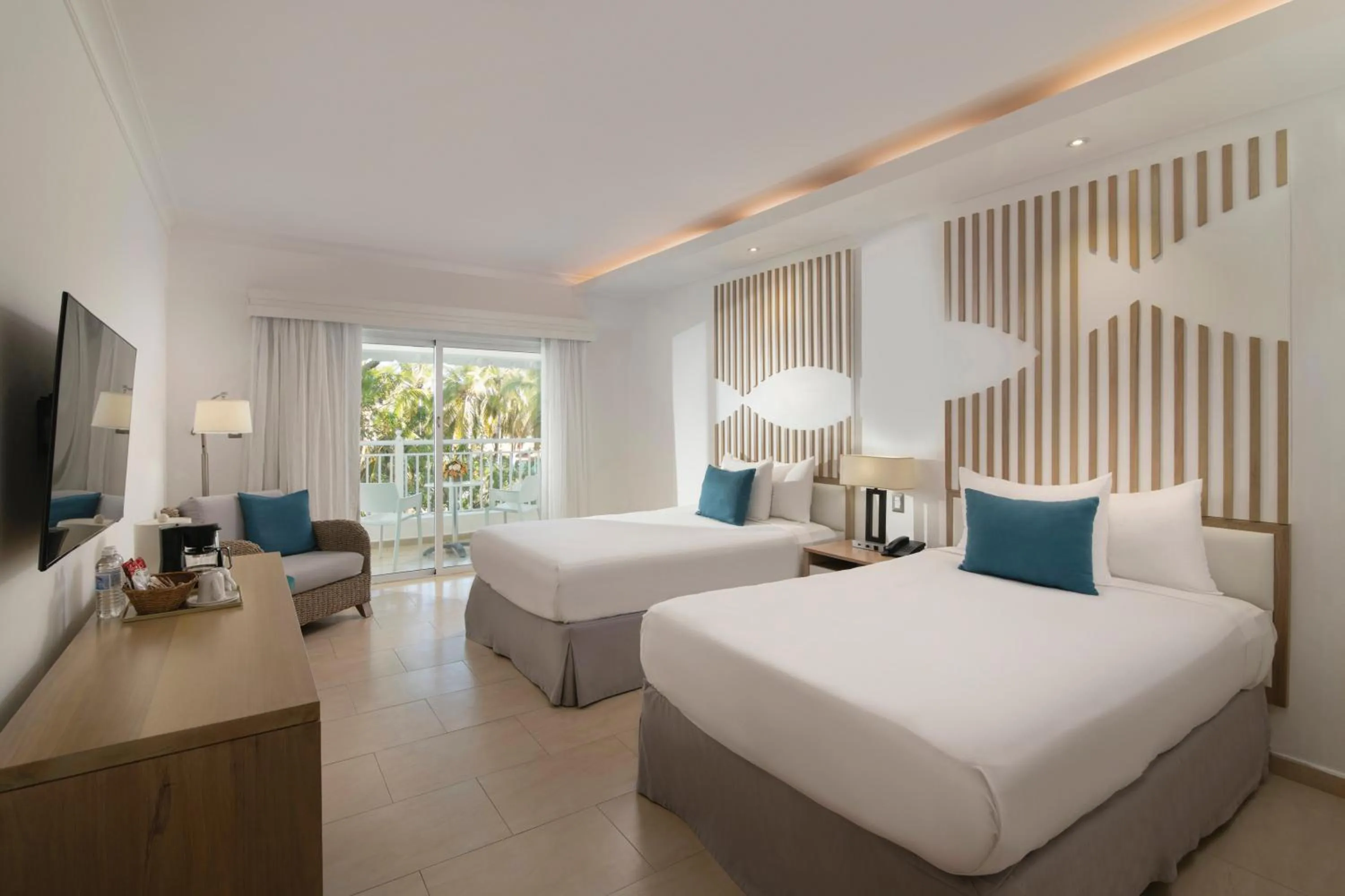 Bed in Wyndham Alltra Samana All Inclusive Resort