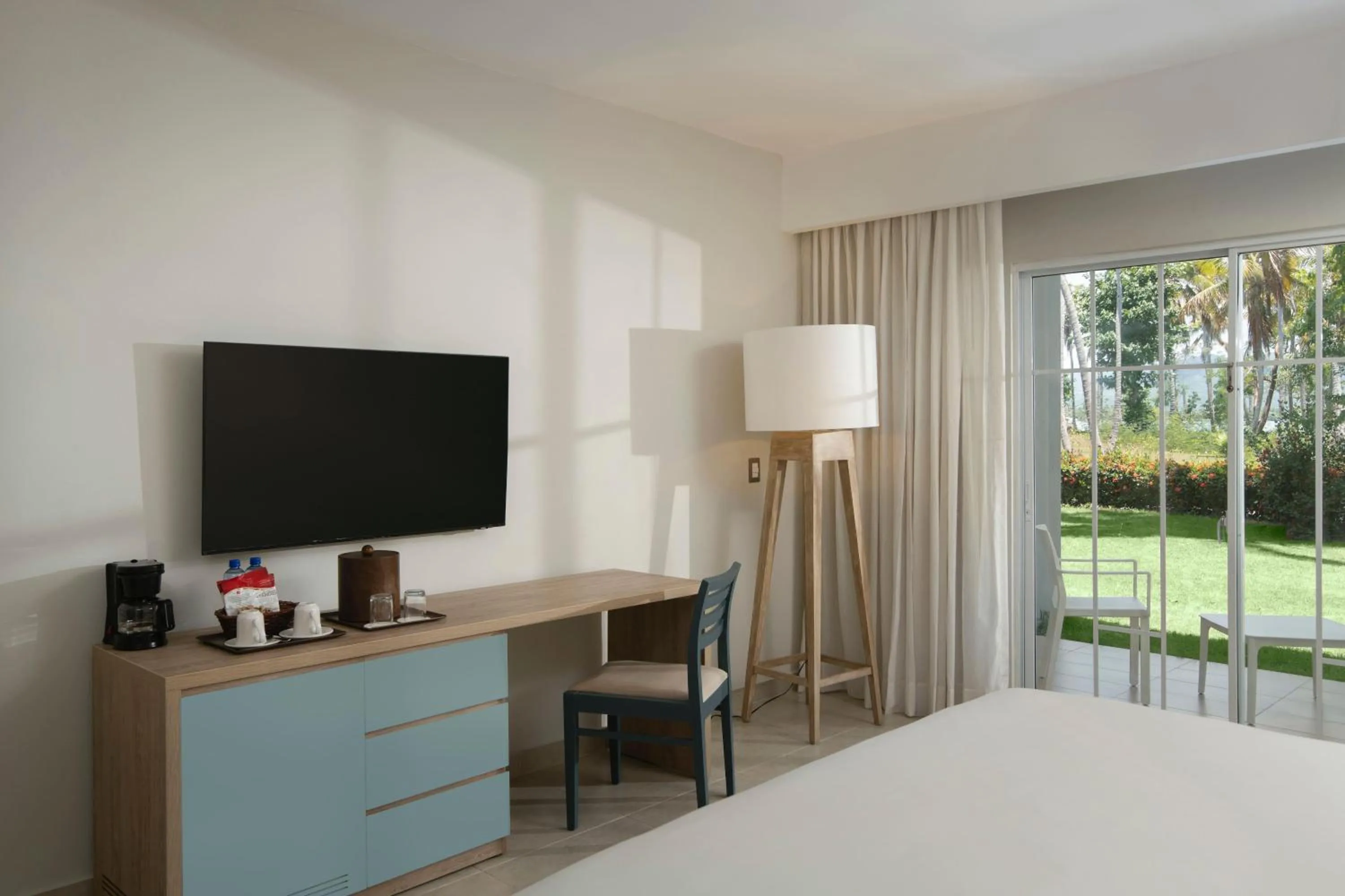 Photo of the whole room, Bed in Wyndham Alltra Samana All Inclusive Resort