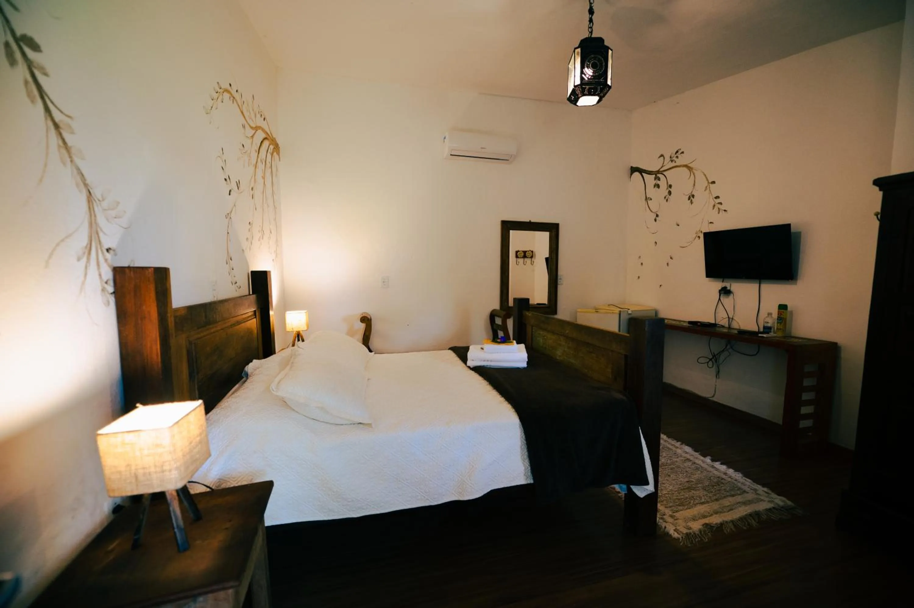 Bathroom, Bed in Rancho da Serra Pousada