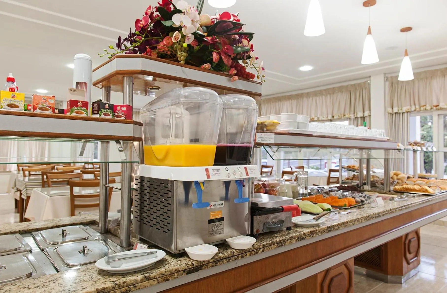 Buffet breakfast in Hotel Galo Vermelho