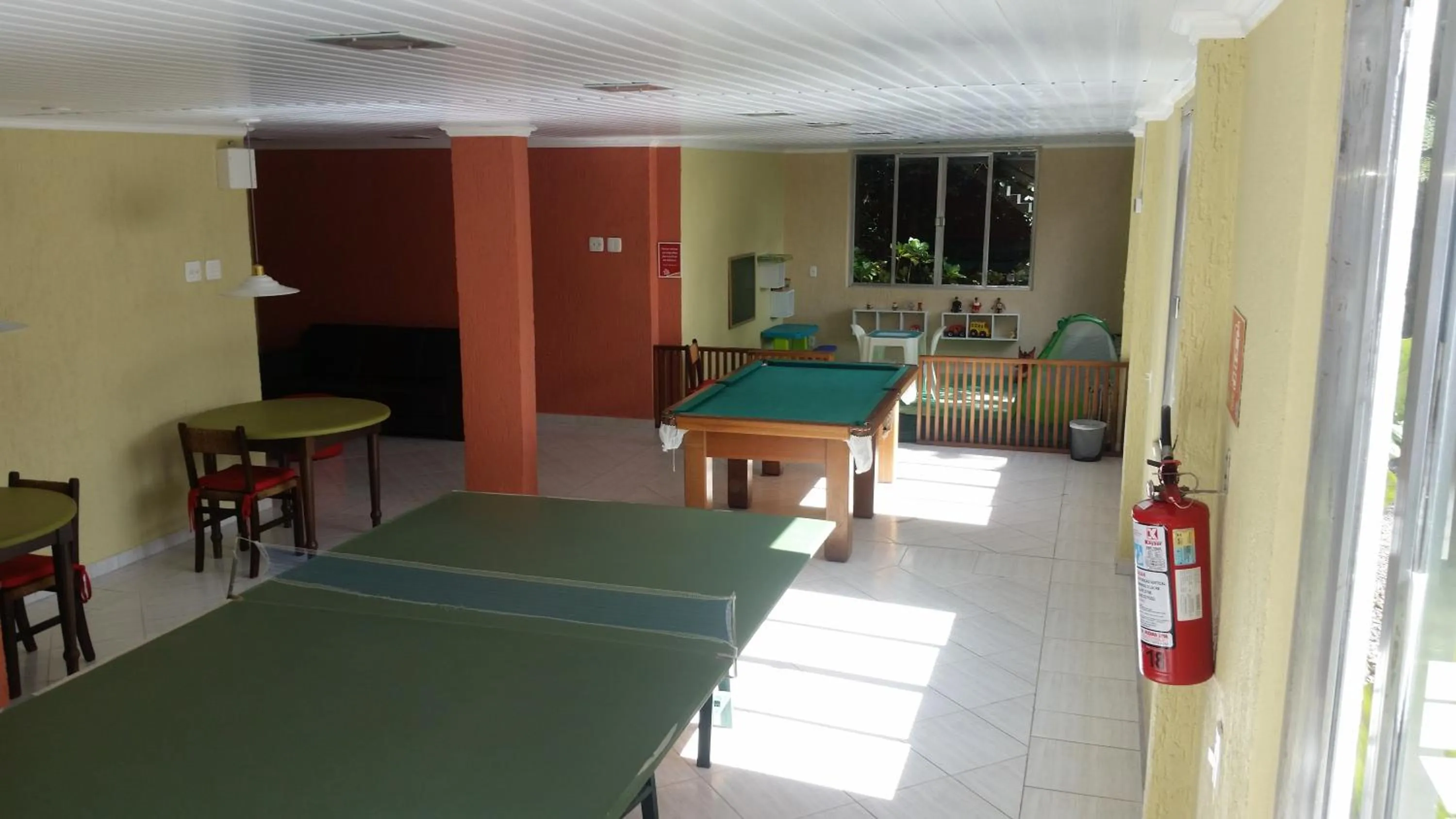 Game Room in Hotel Galo Vermelho