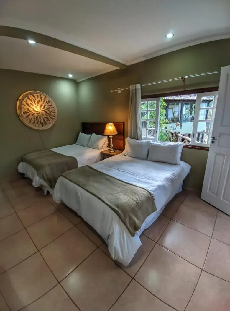 Deluxe Suite With Air Conditioner in Pousada Papyrus Deluxe Suite With Air Conditioner in Pousada Papyrus