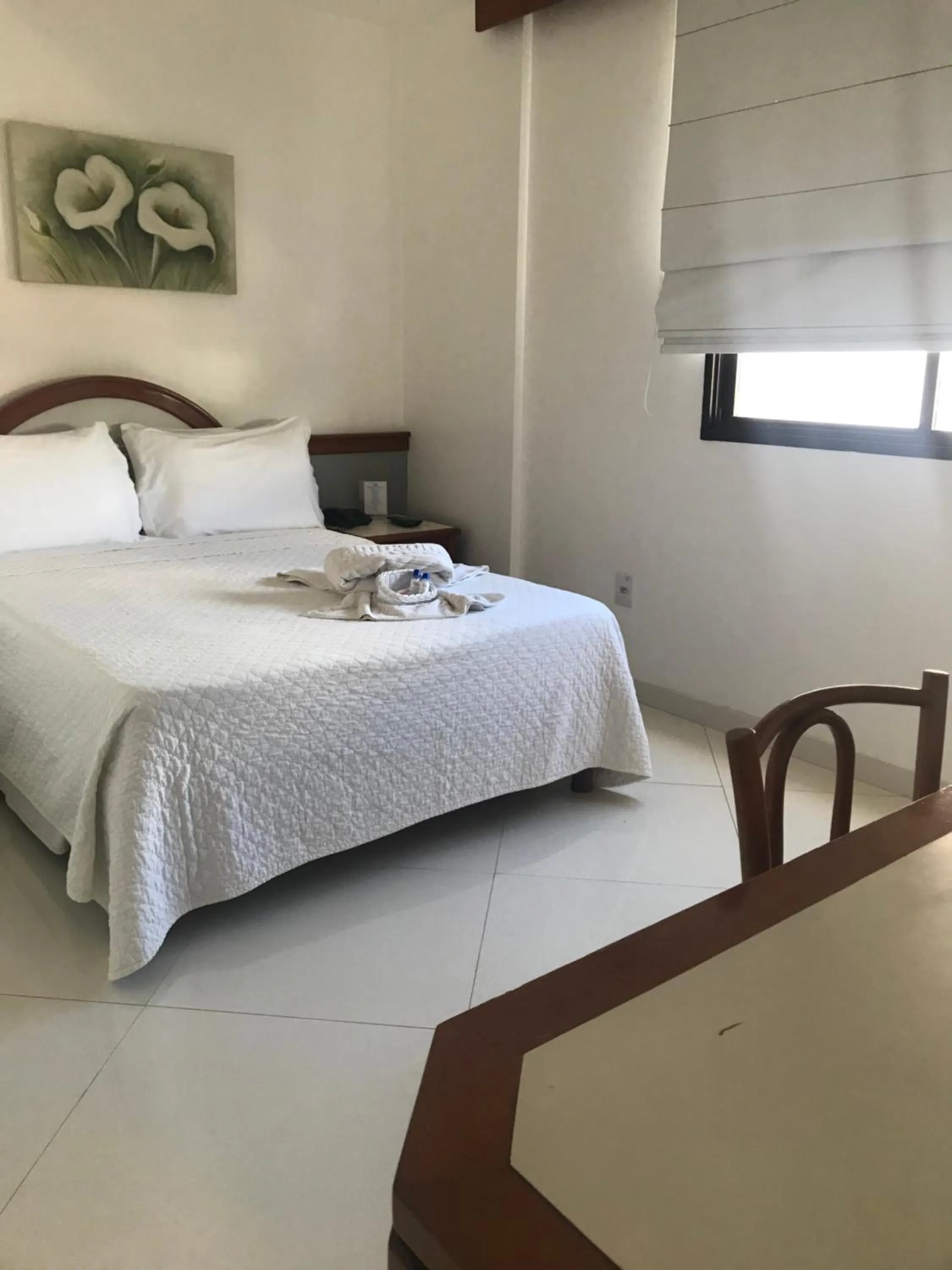 Photo of the whole room, Bed in Champagnat Praia Hotel