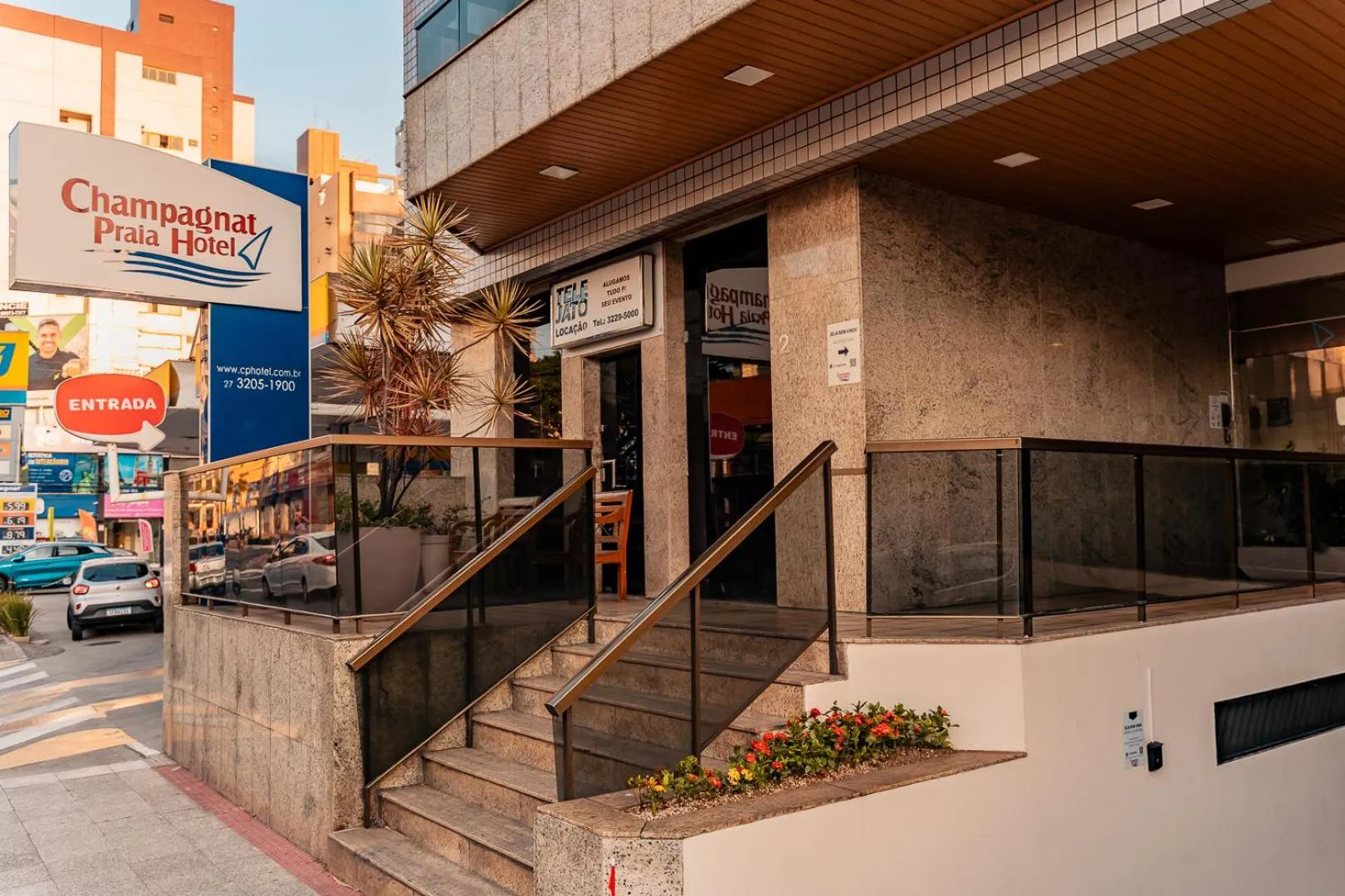Facade/entrance in Champagnat Praia Hotel