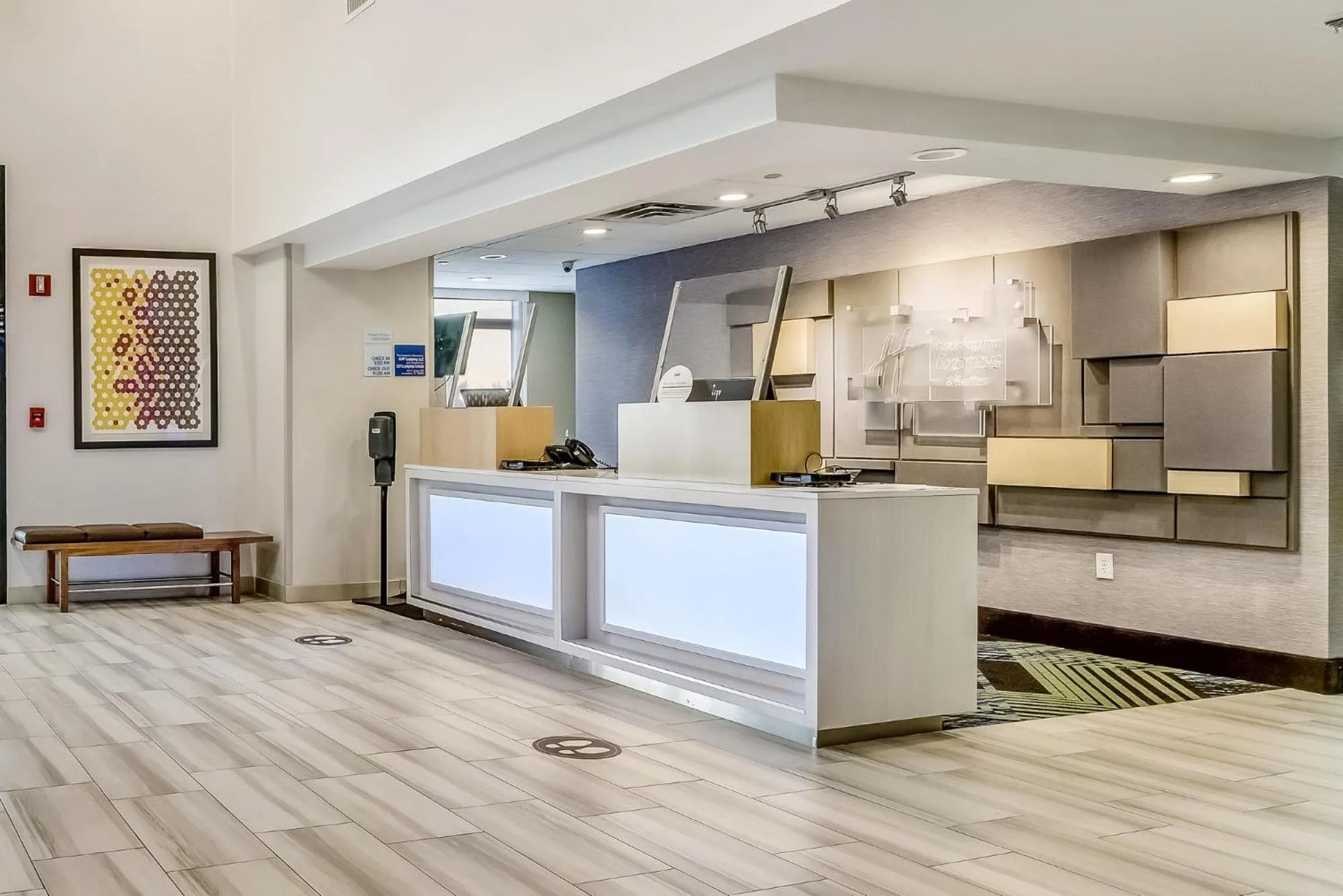 Lobby or reception in Holiday Inn Express & Suites Longview North by IHG