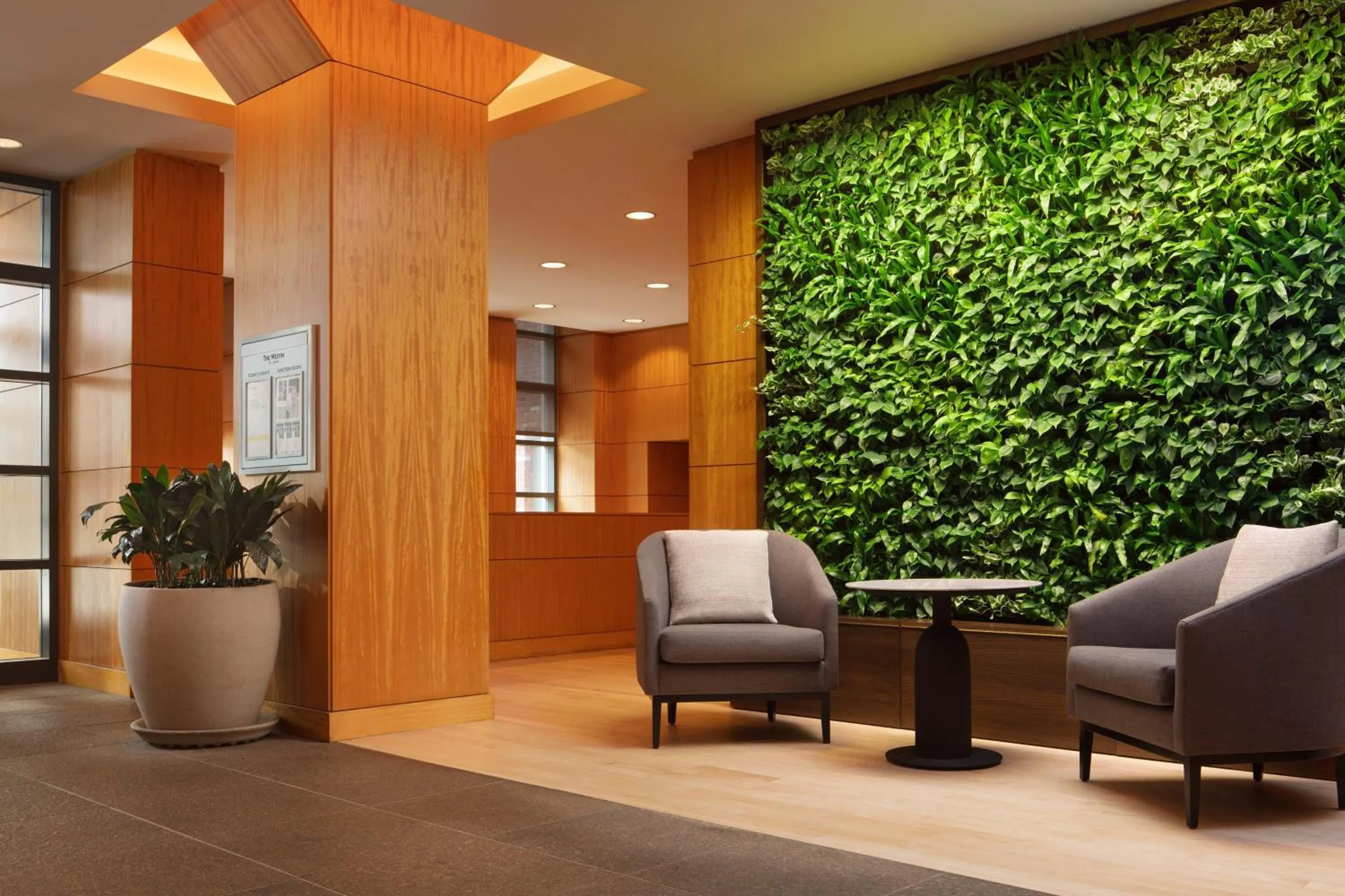 Lobby or reception in The Westin St. Louis