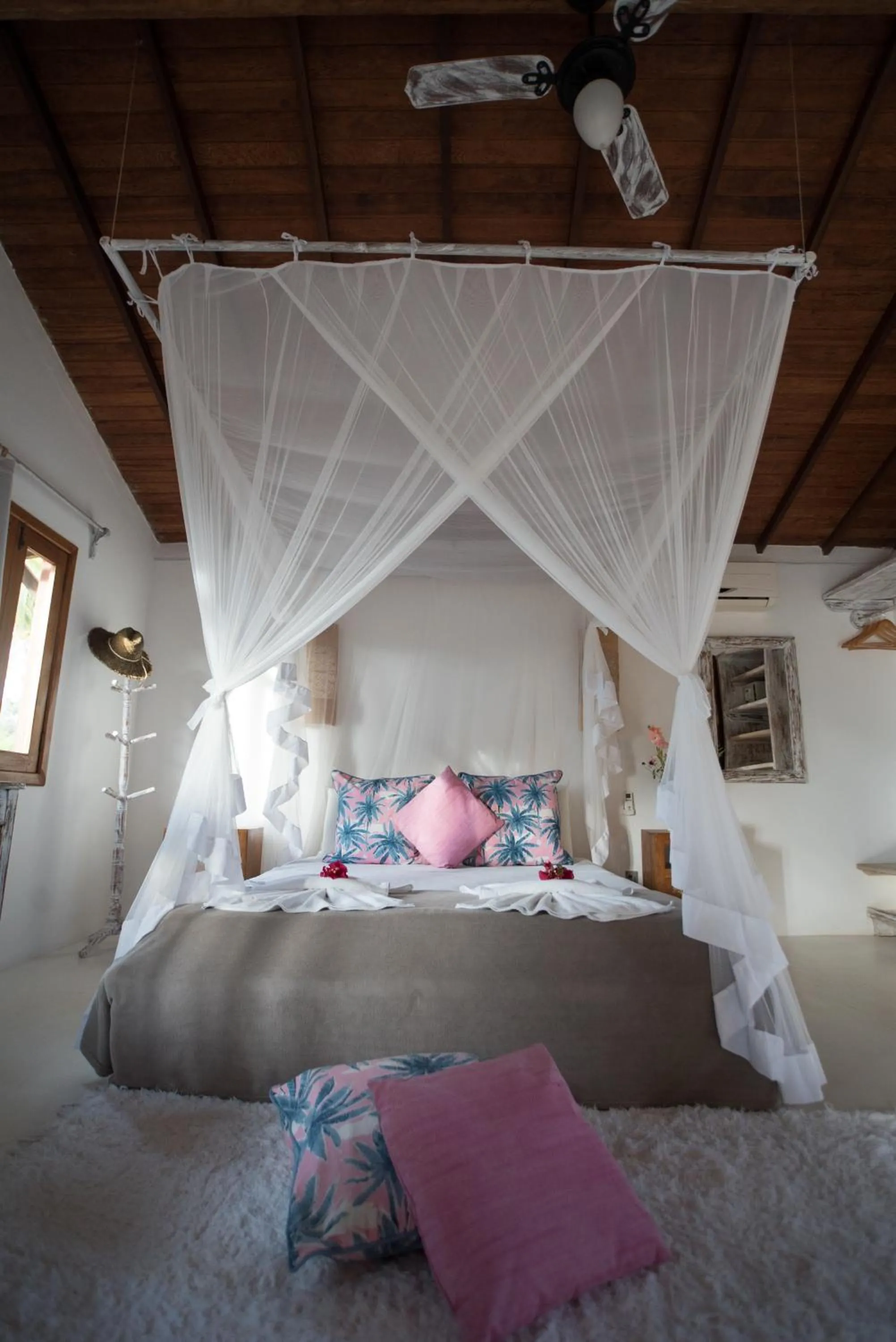 Bedroom, Bed in Pousada Jardim Das Margaridas