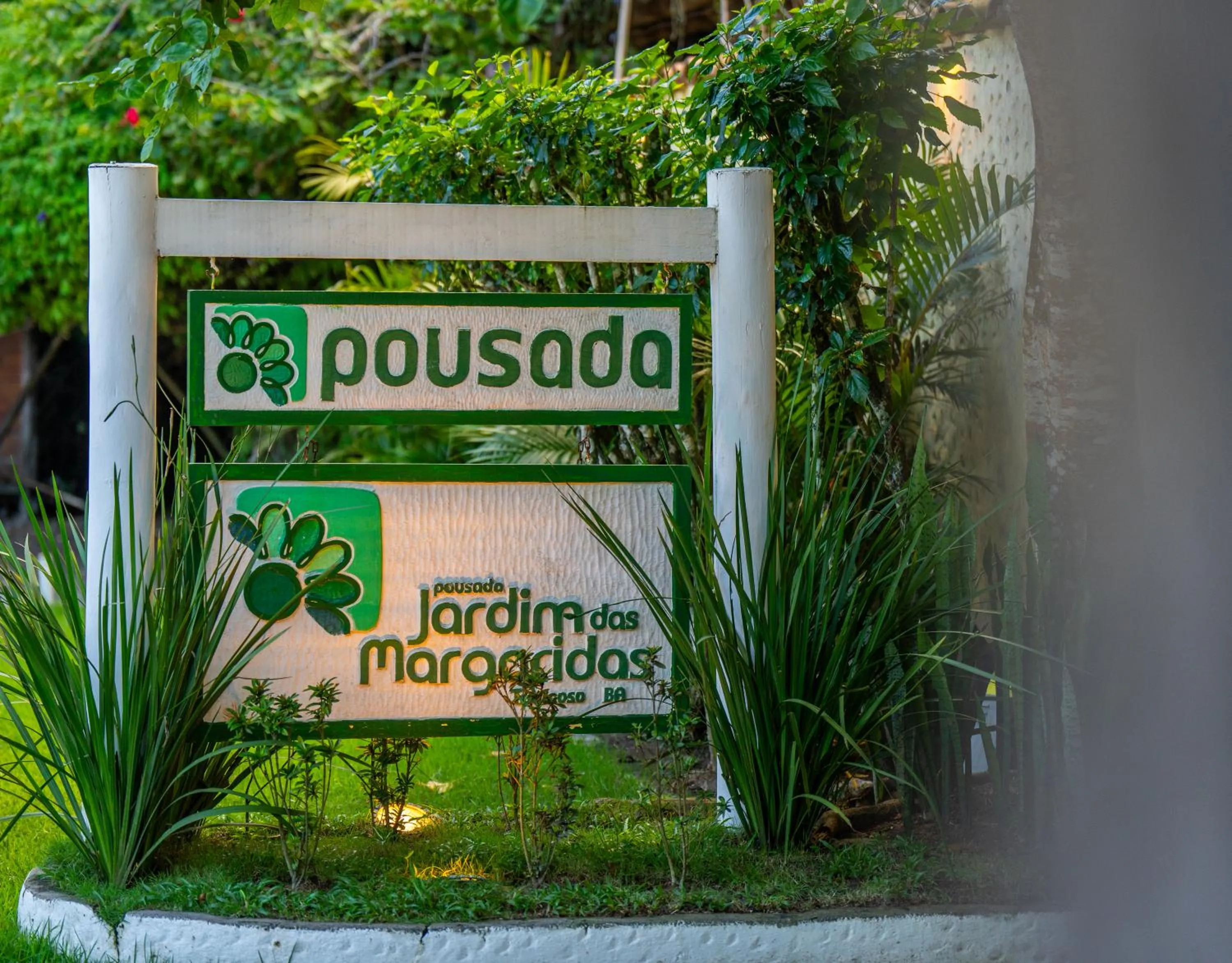 Property logo or sign in Pousada Jardim Das Margaridas