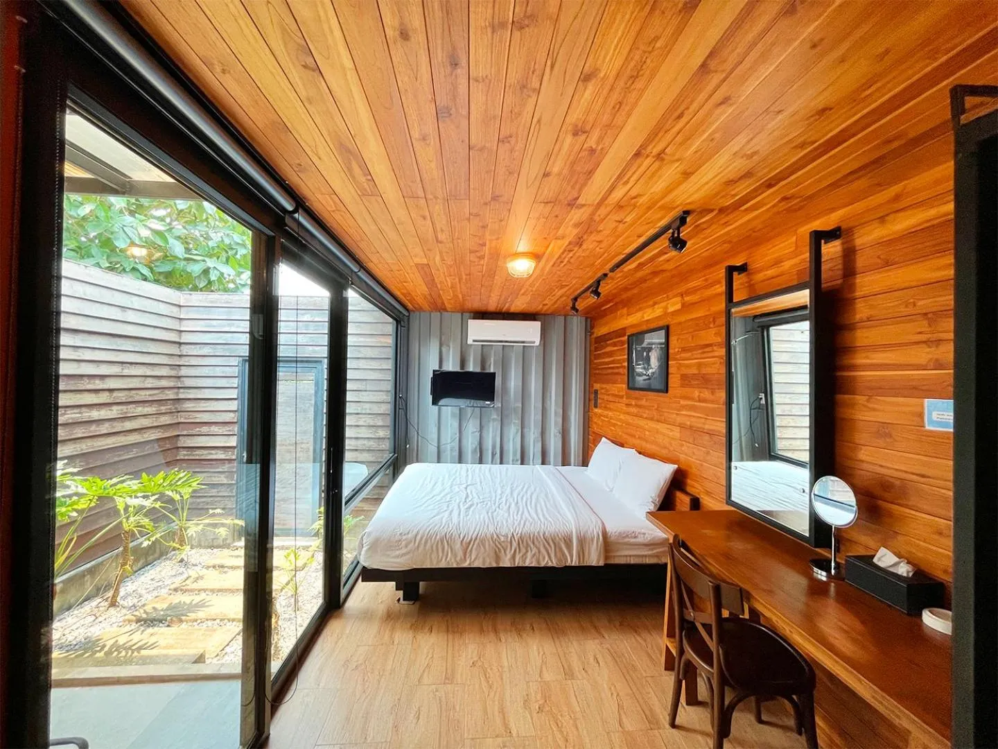 Bedroom, Bed in Kong Resort Vangvieng