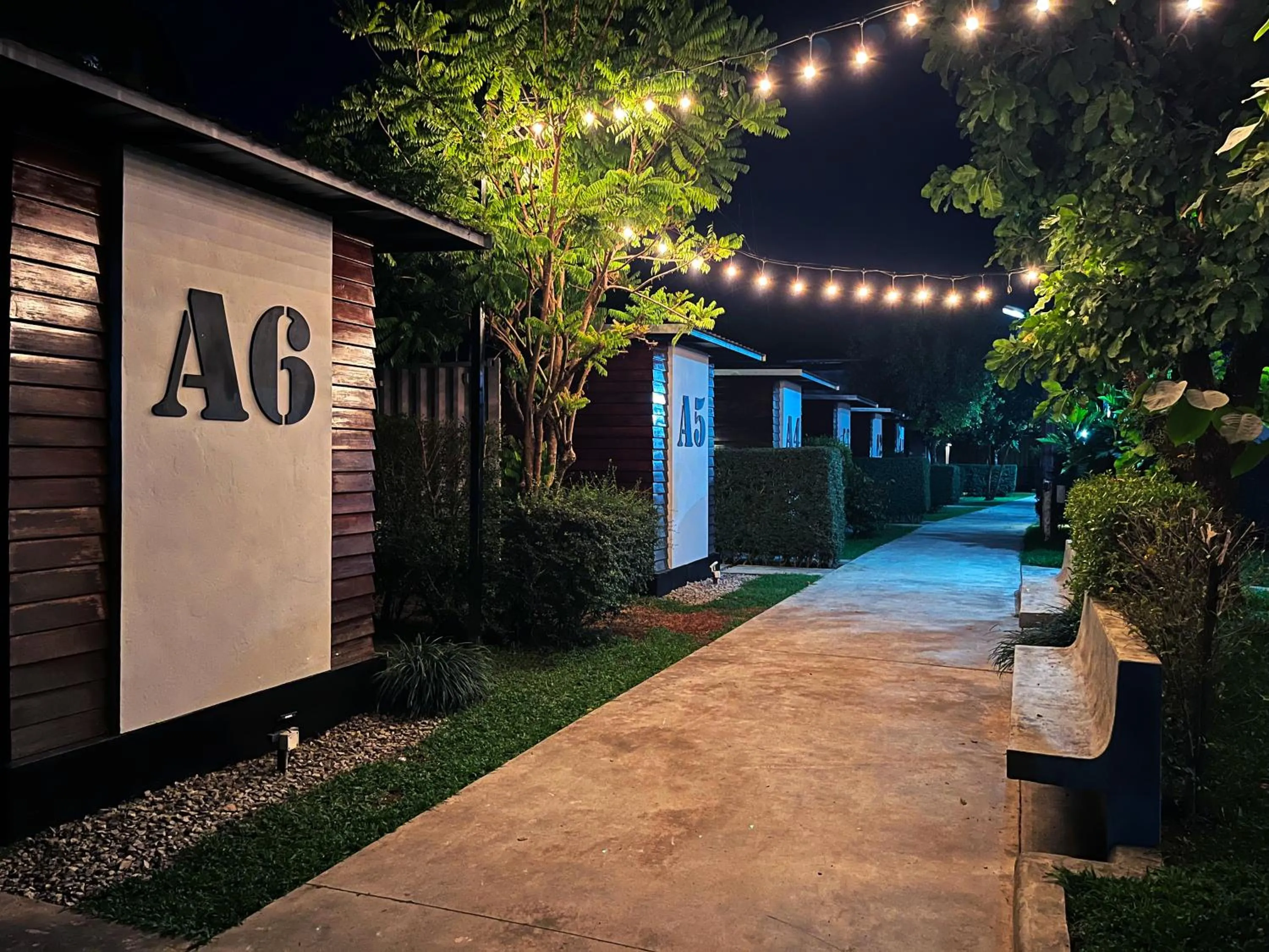 Night in Kong Resort Vangvieng