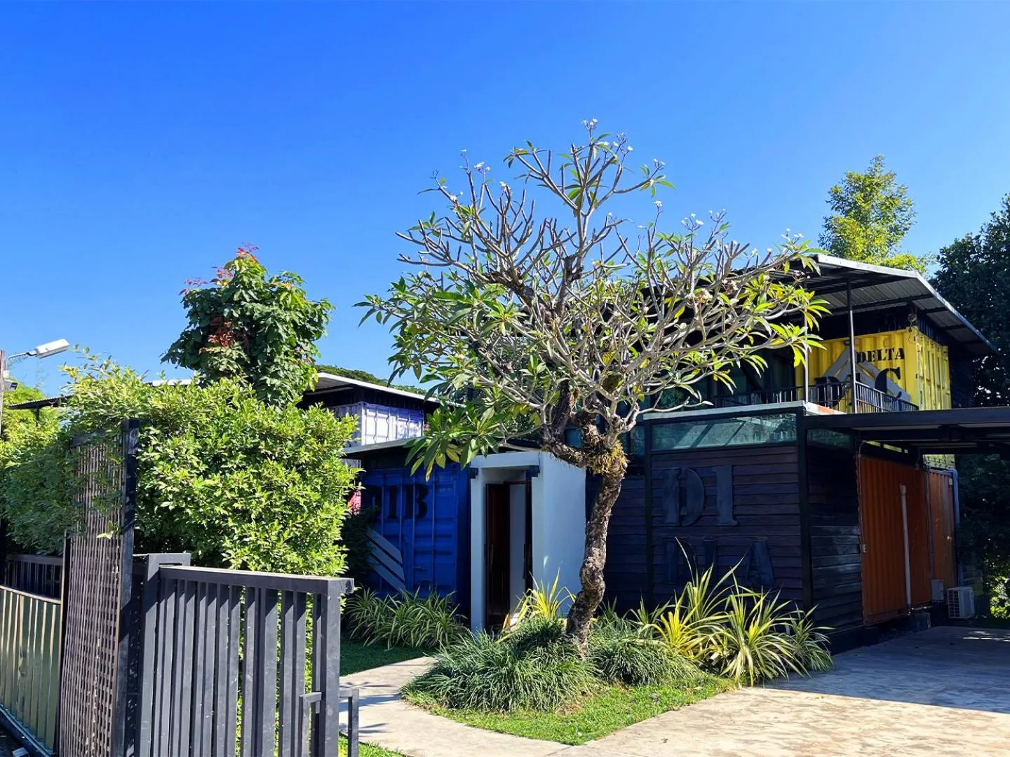 Property building in Kong Resort Vangvieng