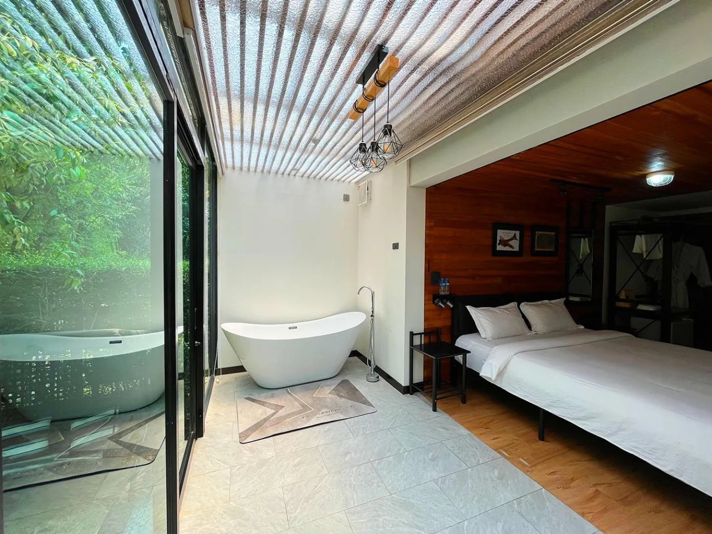 Bed in Kong Resort Vangvieng