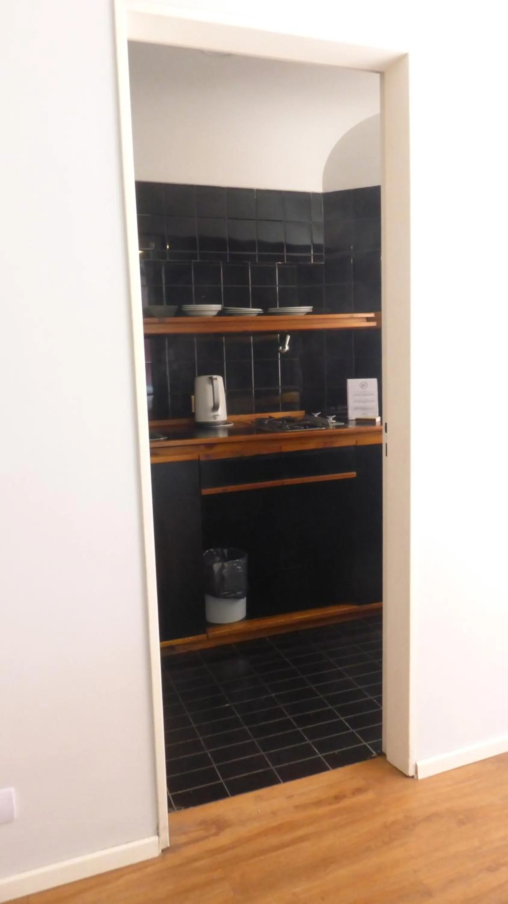 kitchen in Alquileres Temporarios by CLH Rentals