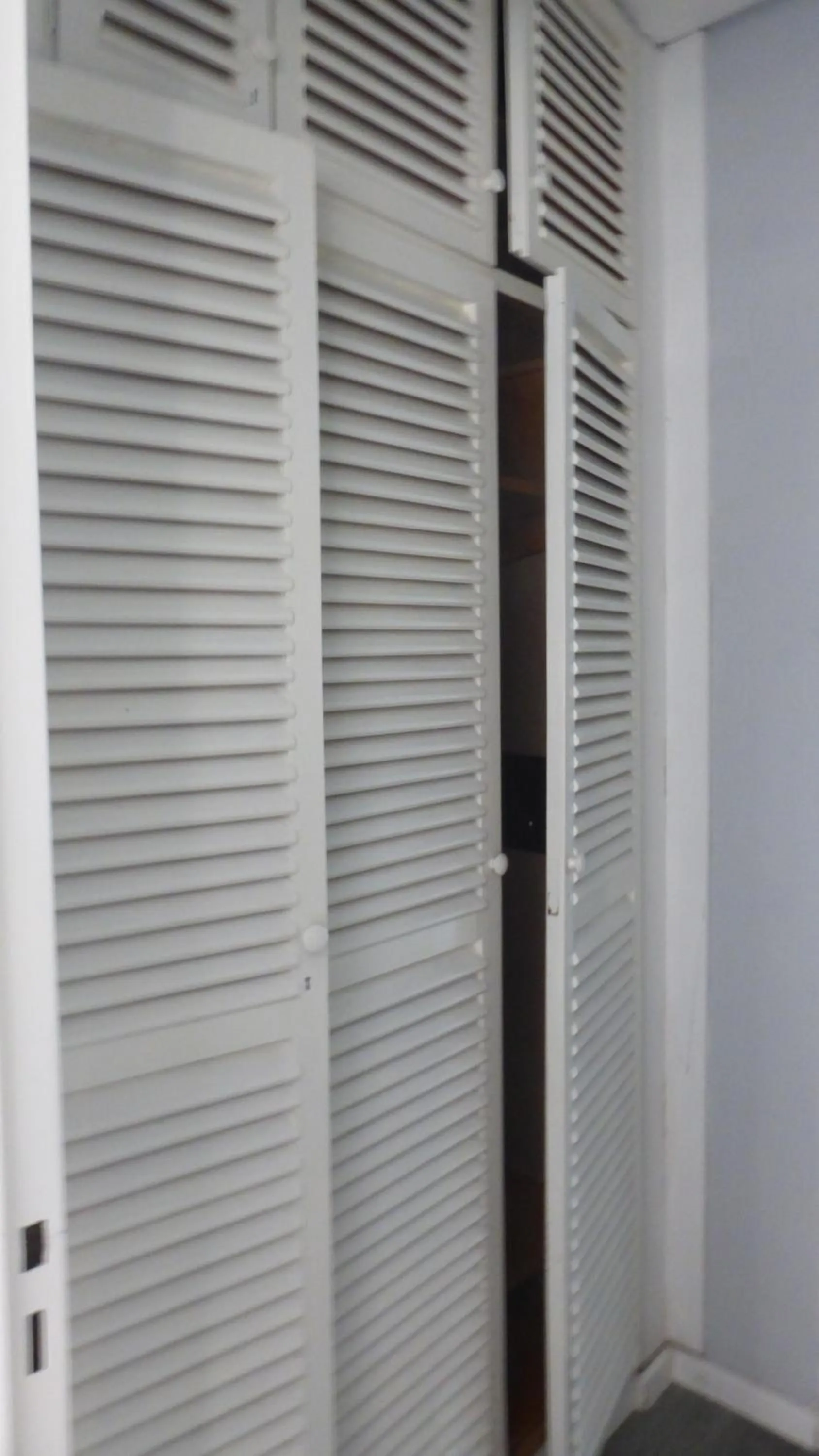 wardrobe in Alquileres Temporarios by CLH Rentals