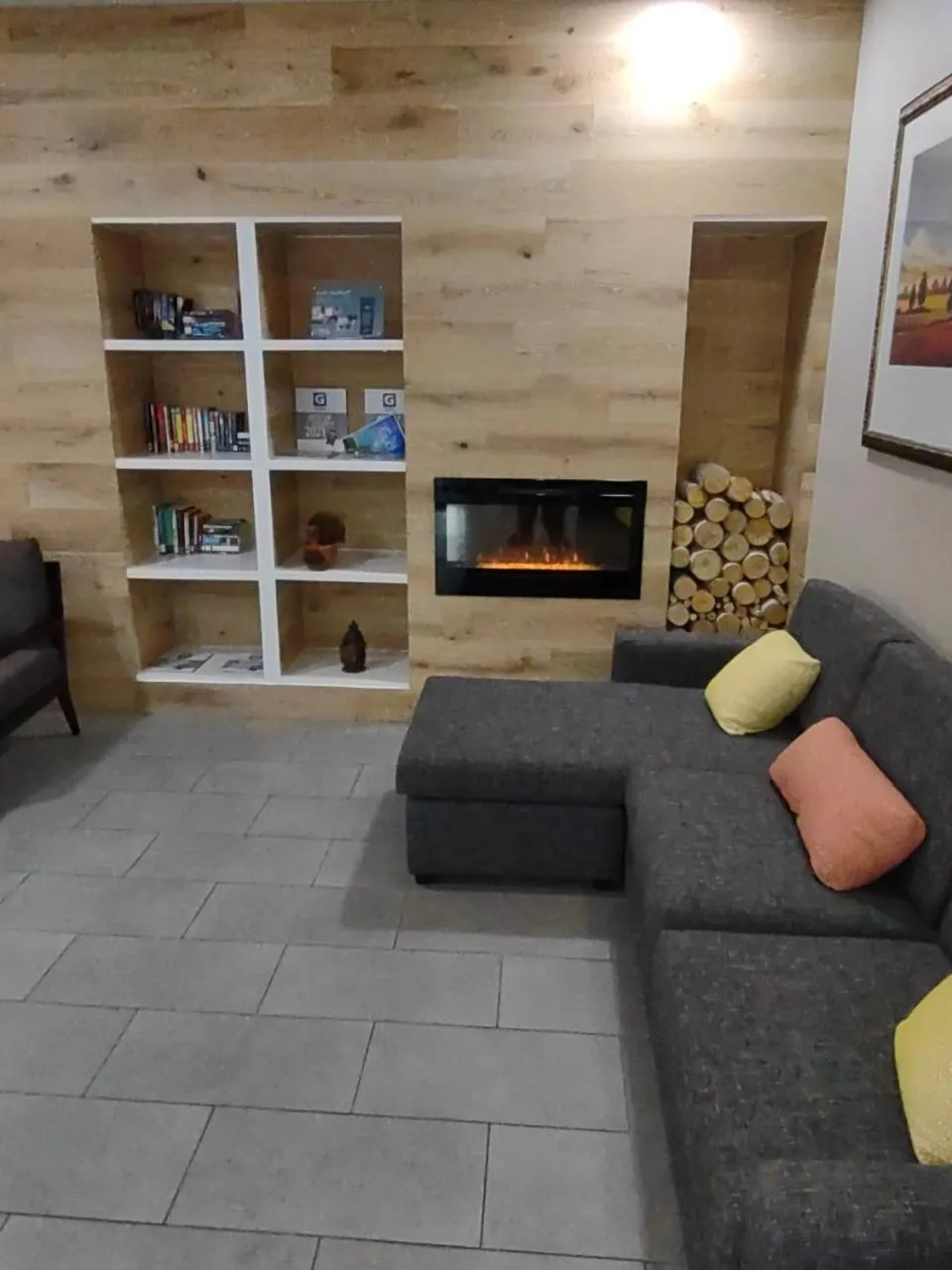 Property building in Country Inn & Suites by Radisson, Buford at Mall of Georgia, GA