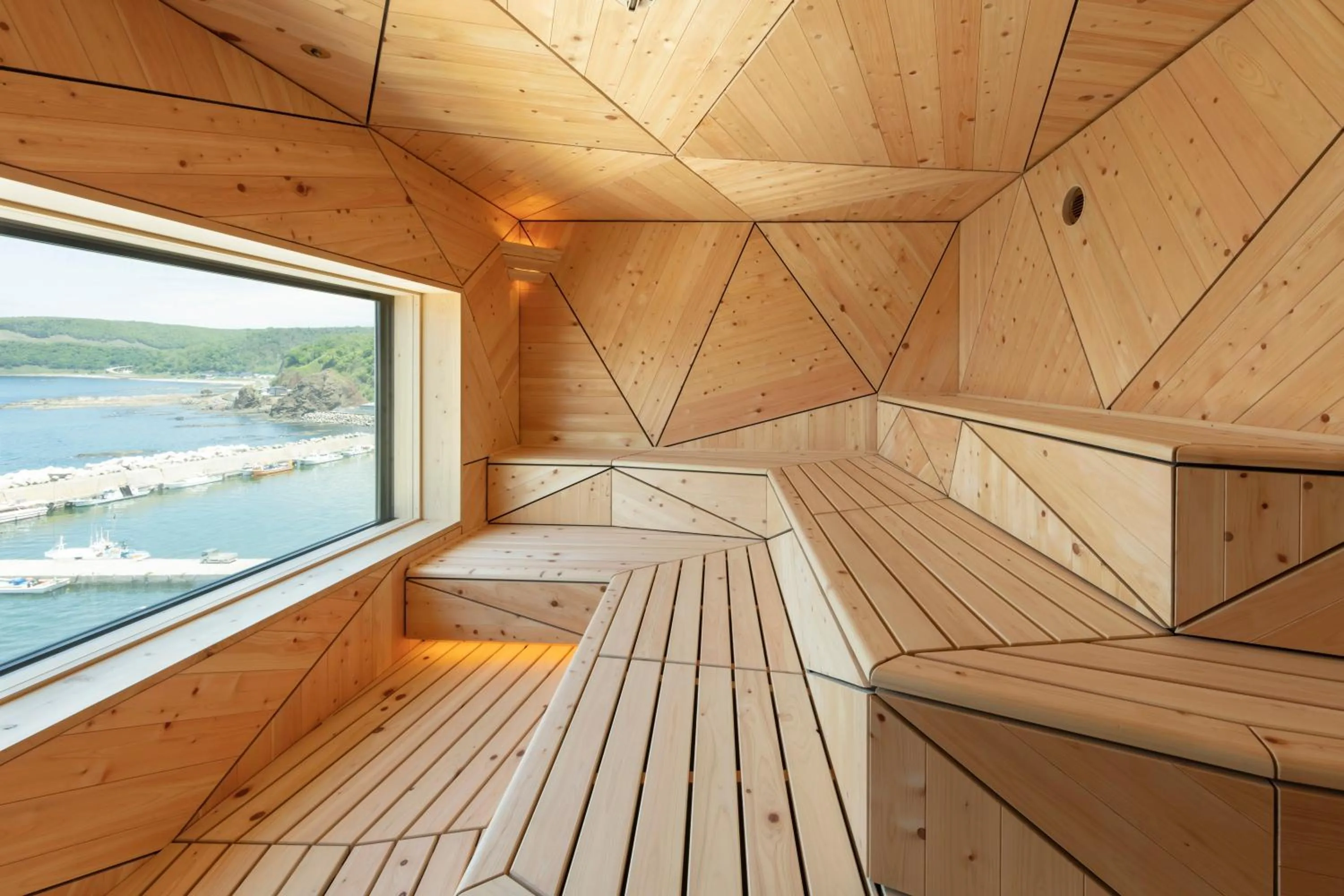 Kitakobushi Shiretoko Hotel & Resort