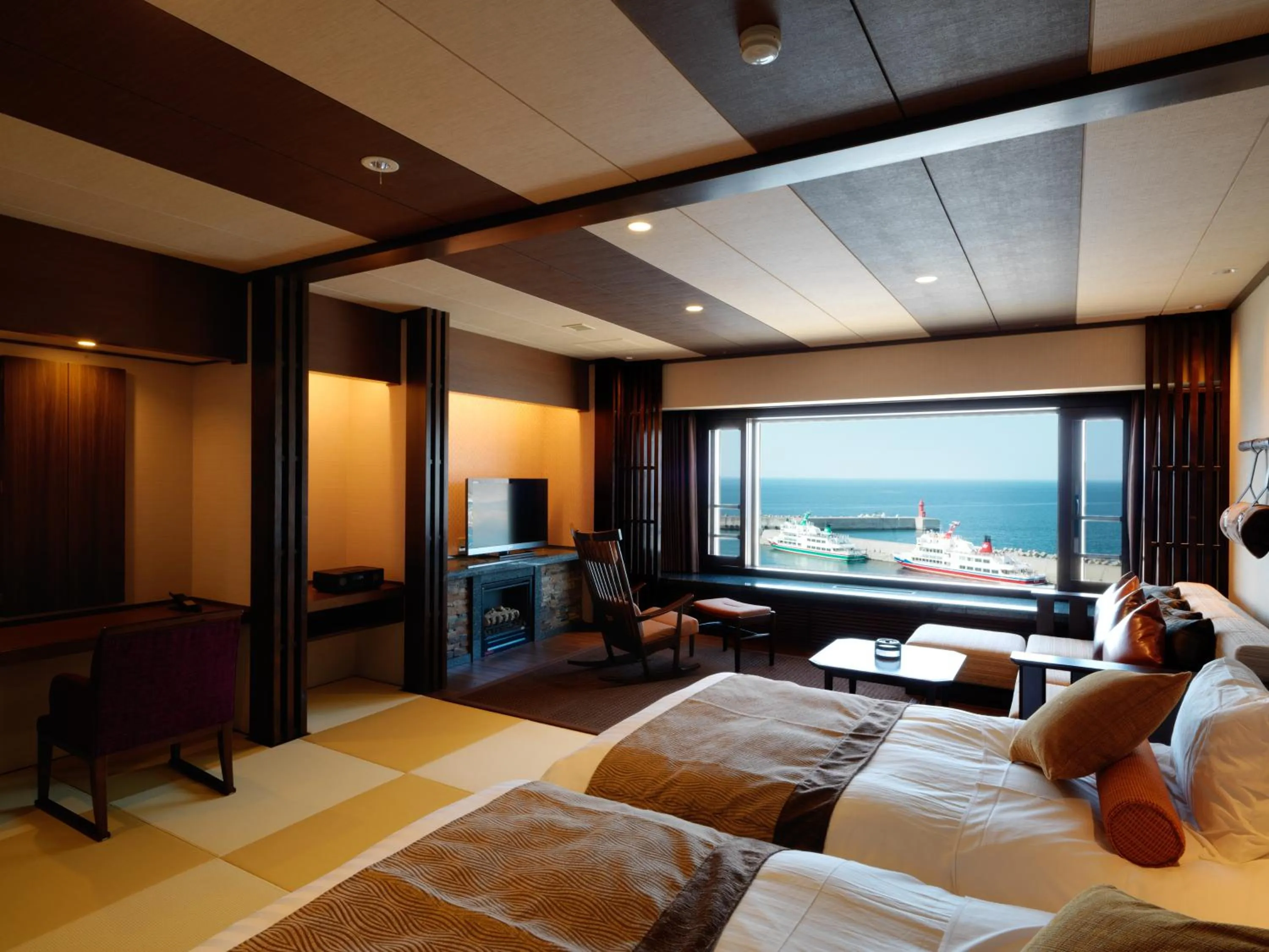 Photo of the whole room, Bed in Kitakobushi Shiretoko Hotel & Resort