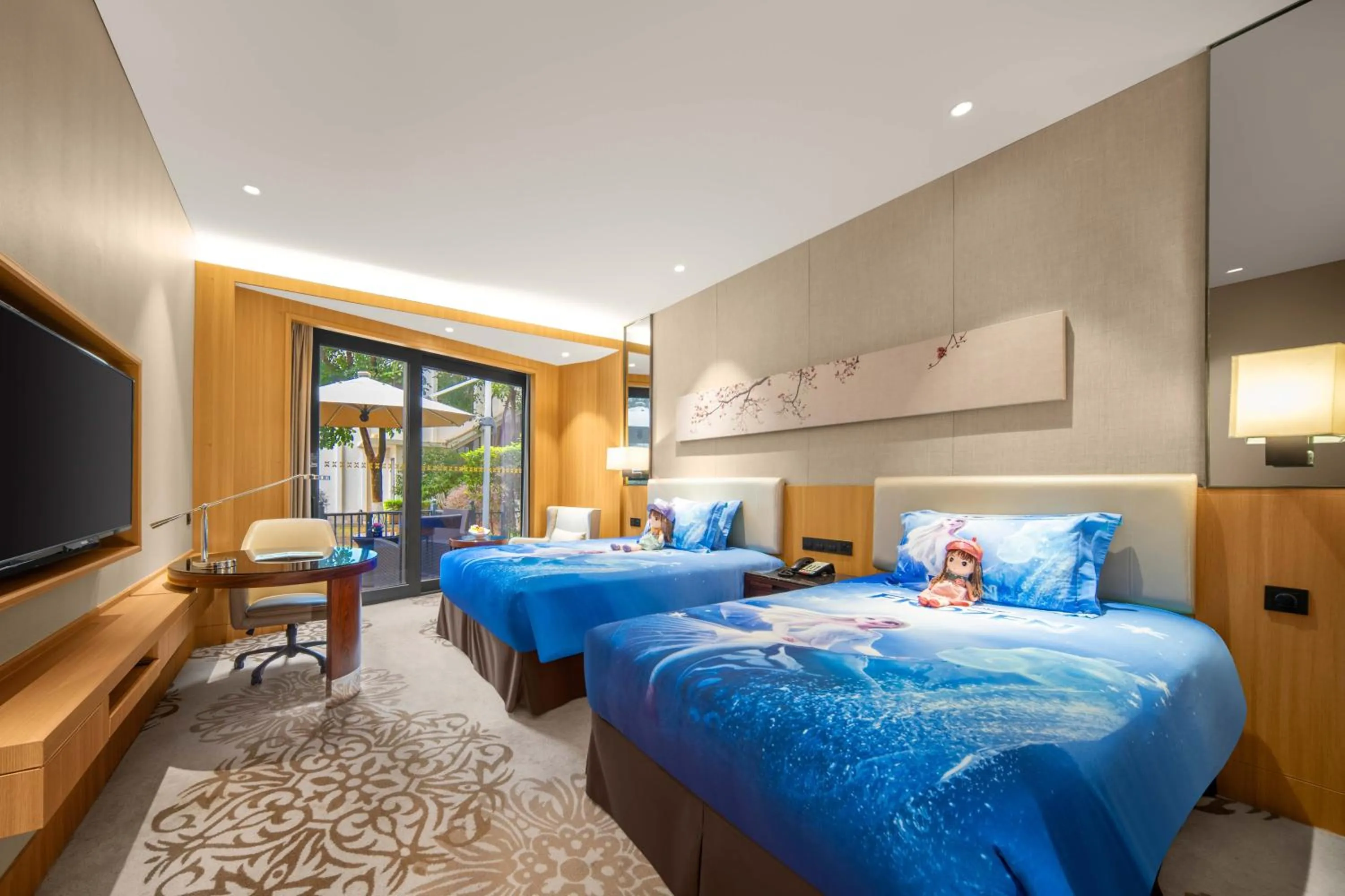 Property building, Bed in Xiamen C&D Hotel
