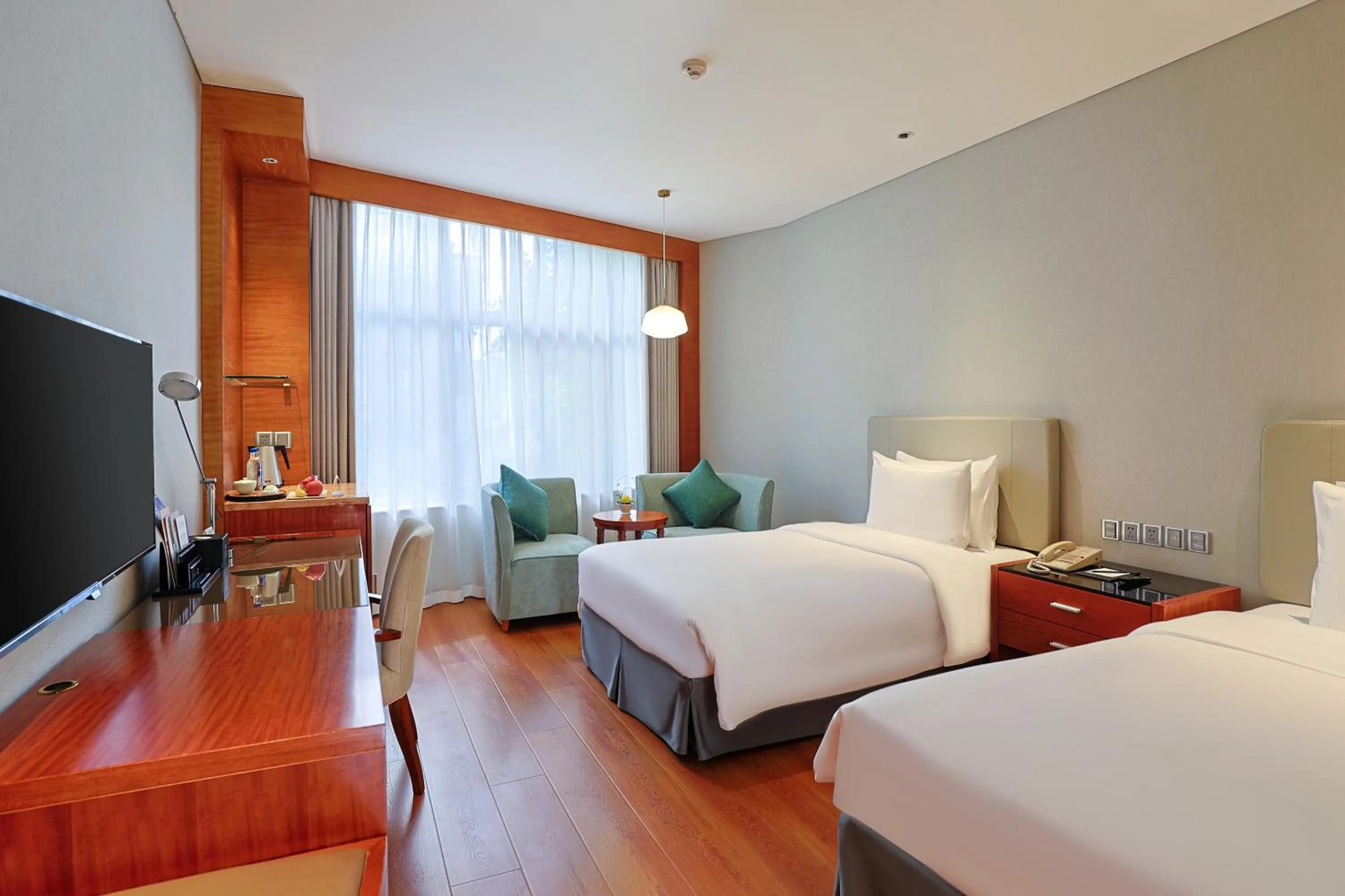 Photo of the whole room, Bed in Xiamen C&D Hotel