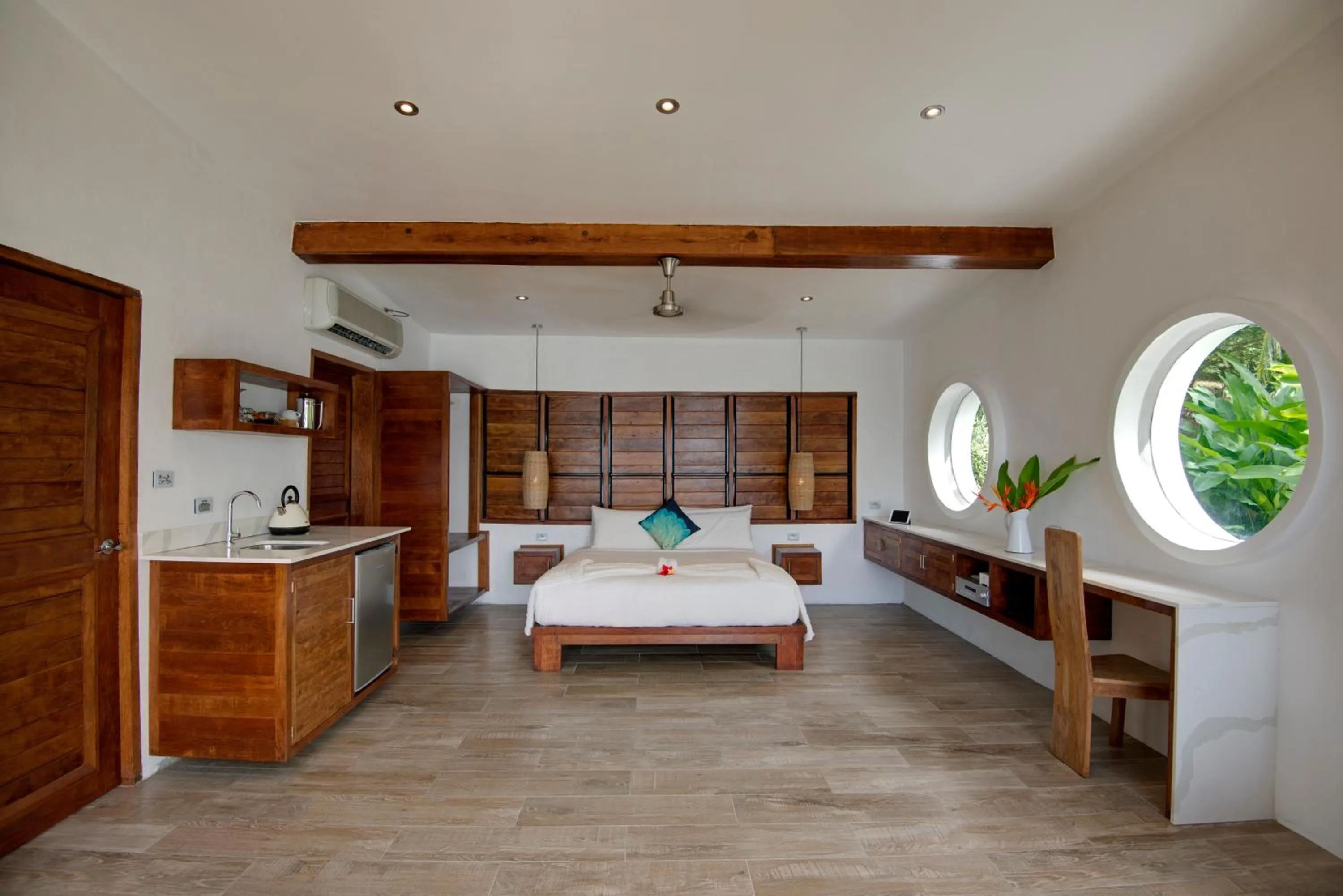 Bed in The Remote Resort