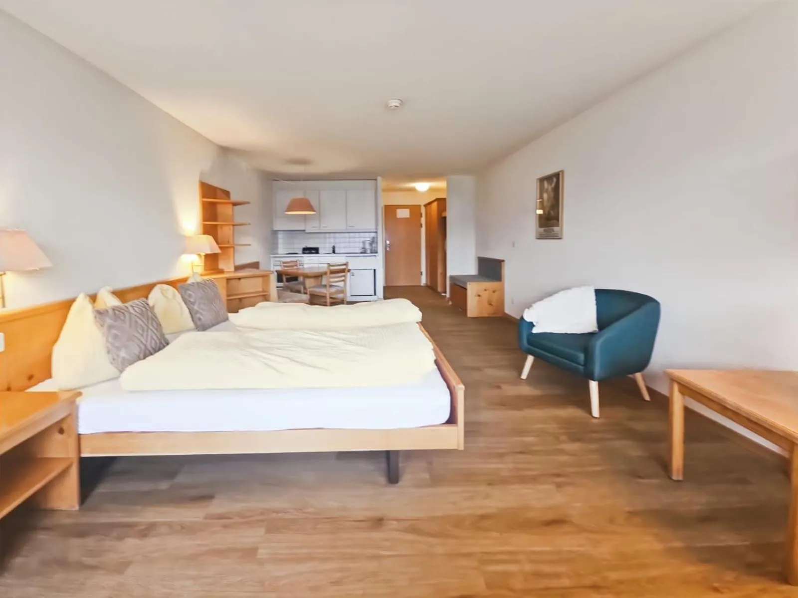 Photo of the whole room, Bed in Hotel Aeschi Park