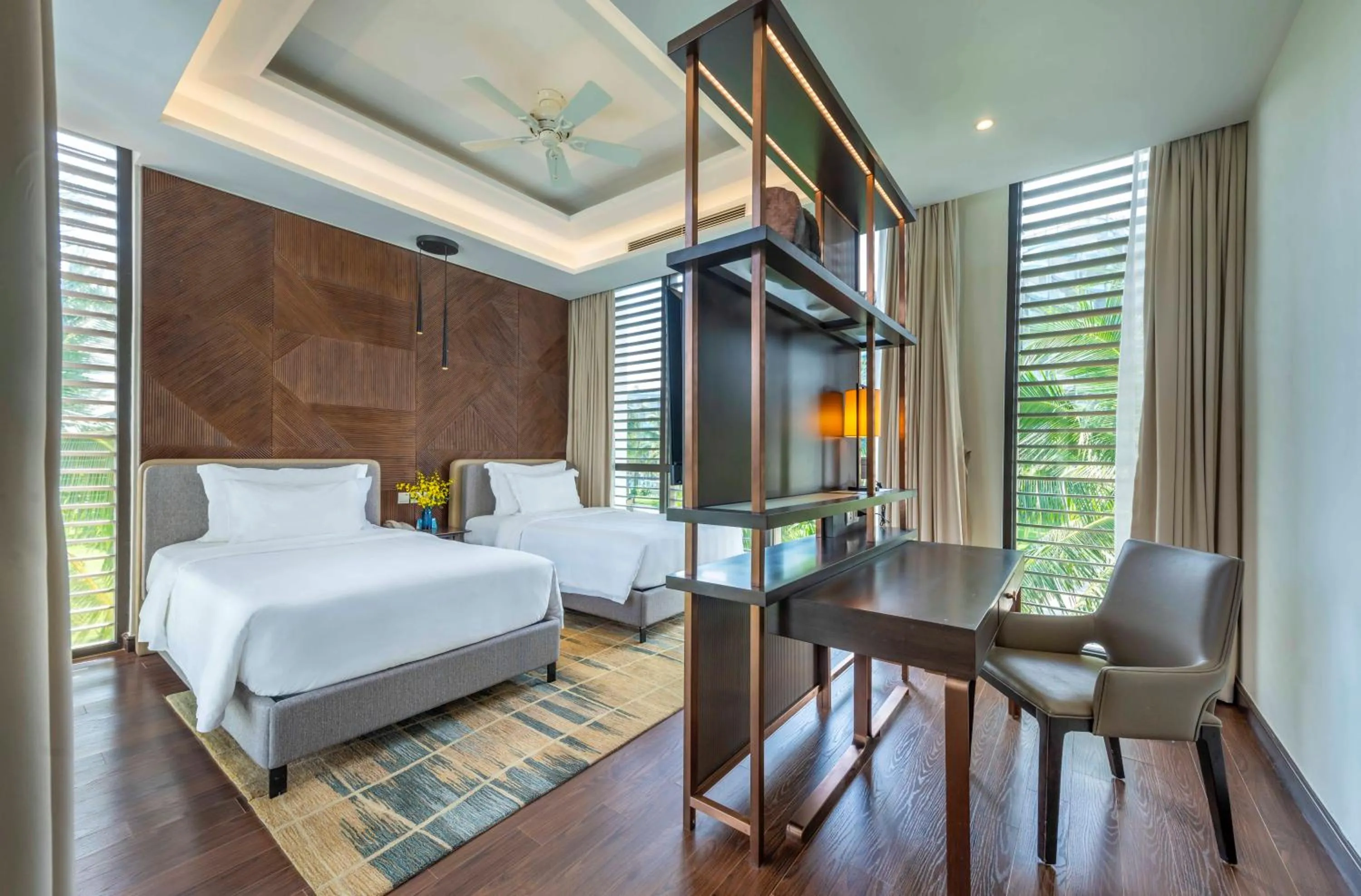 Bed in Vinpearl Resort & Golf Nam Hoi An