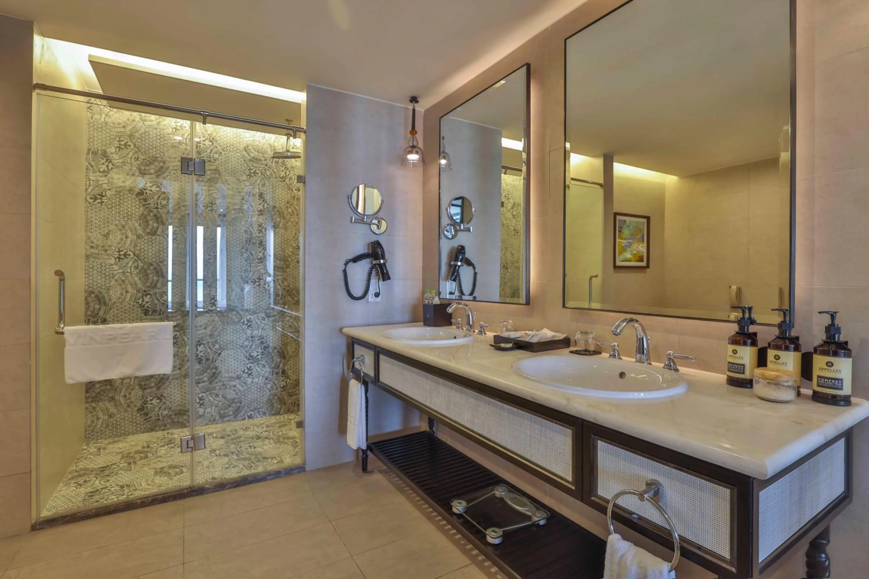 Bathroom in Vinpearl Resort & Golf Nam Hoi An