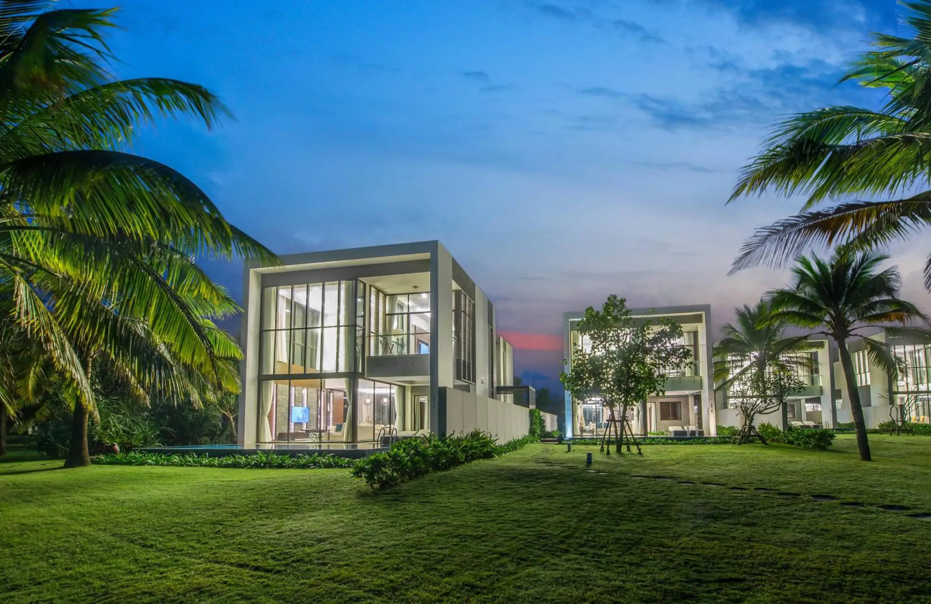 Three-Bedroom Villa with Private Pool in Vinpearl Resort & Golf Nam Hoi An Three-Bedroom Villa with Private Pool in Vinpearl Resort & Golf Nam Hoi An