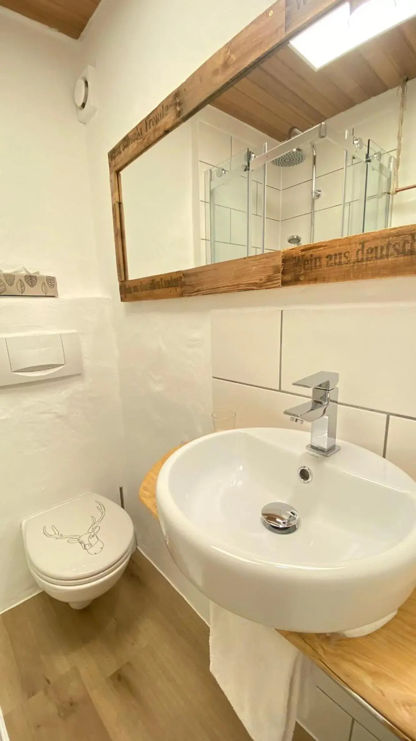 Double Room in Haus am Heiner Geißler Platz by Landgasthof Zickler Double Room in Haus am Heiner Geißler Platz by Landgasthof Zickler