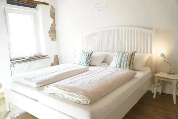 Bed in Haus am Heiner Geißler Platz by Landgasthof Zickler