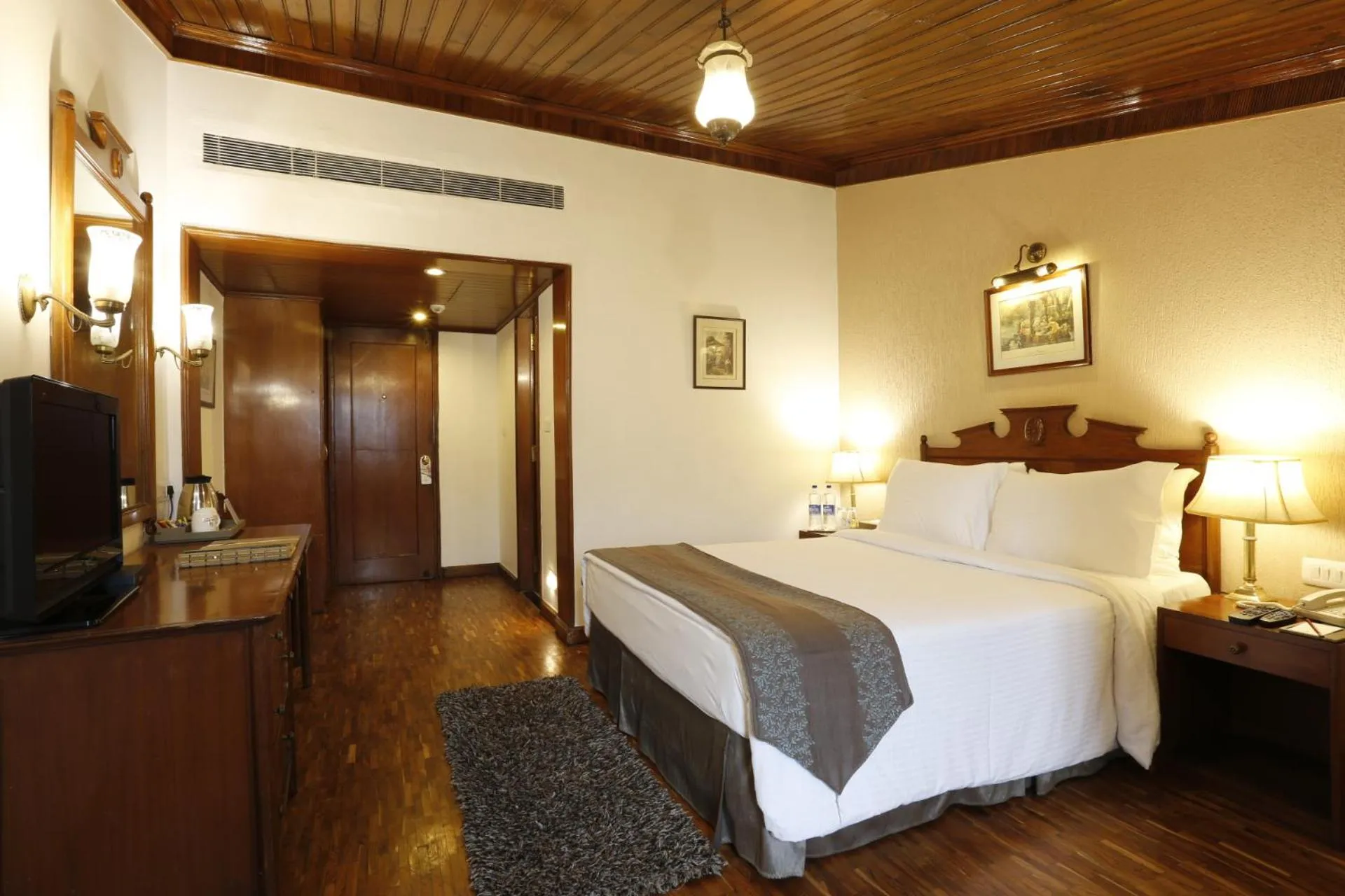 Photo of the whole room, Bed in The Naini Retreat, Nainital by Leisure Hotels