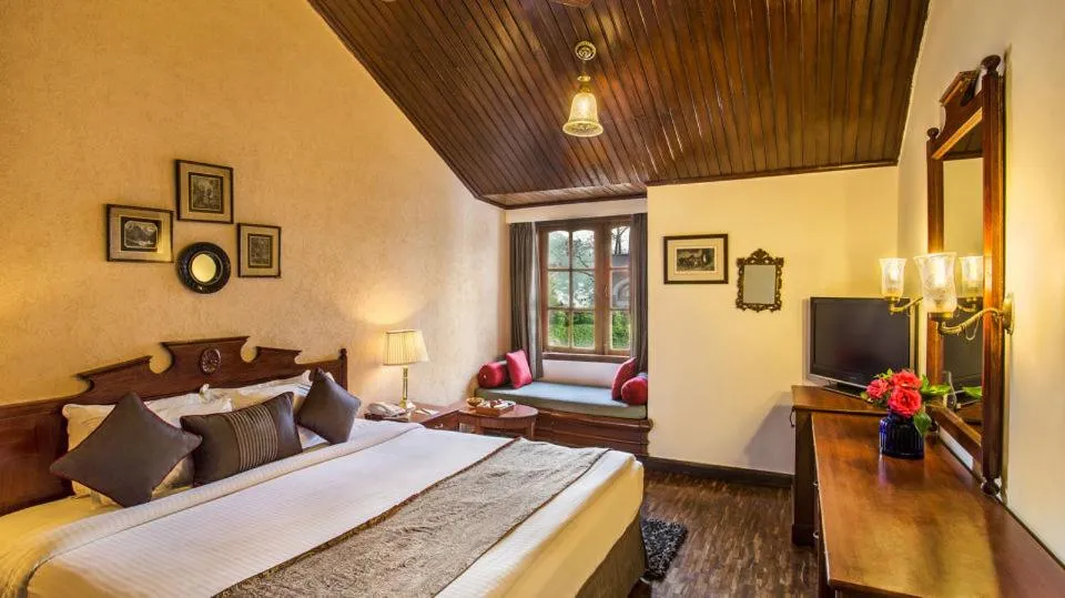 Photo of the whole room, Bed in The Naini Retreat, Nainital by Leisure Hotels