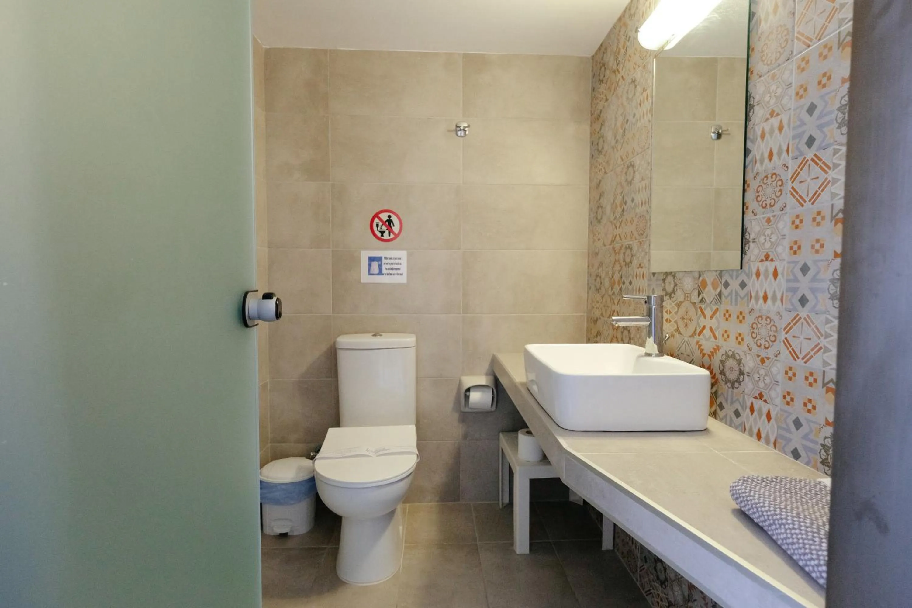 Bathroom in Helena Hotel