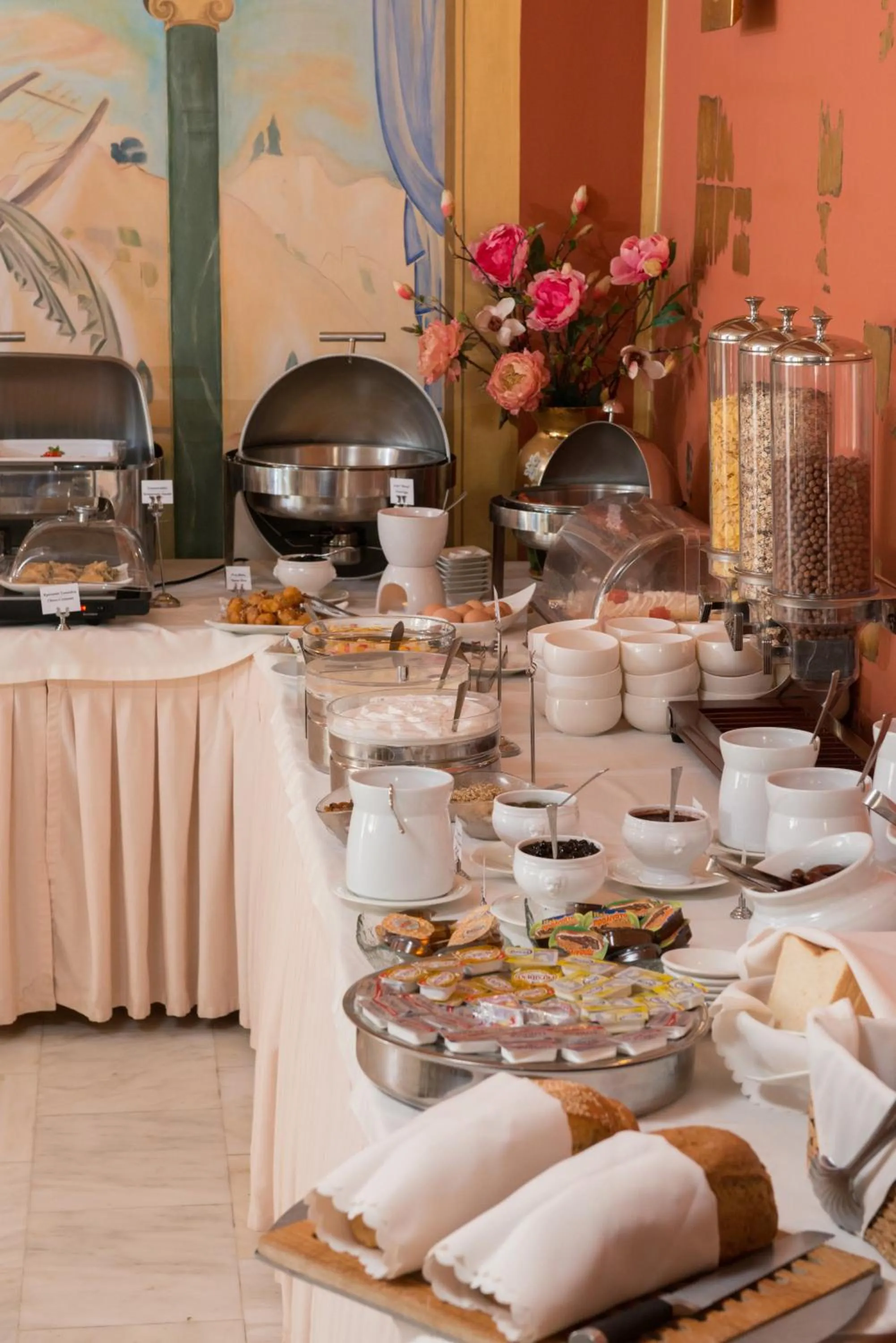 Food in Enavlion Hotel