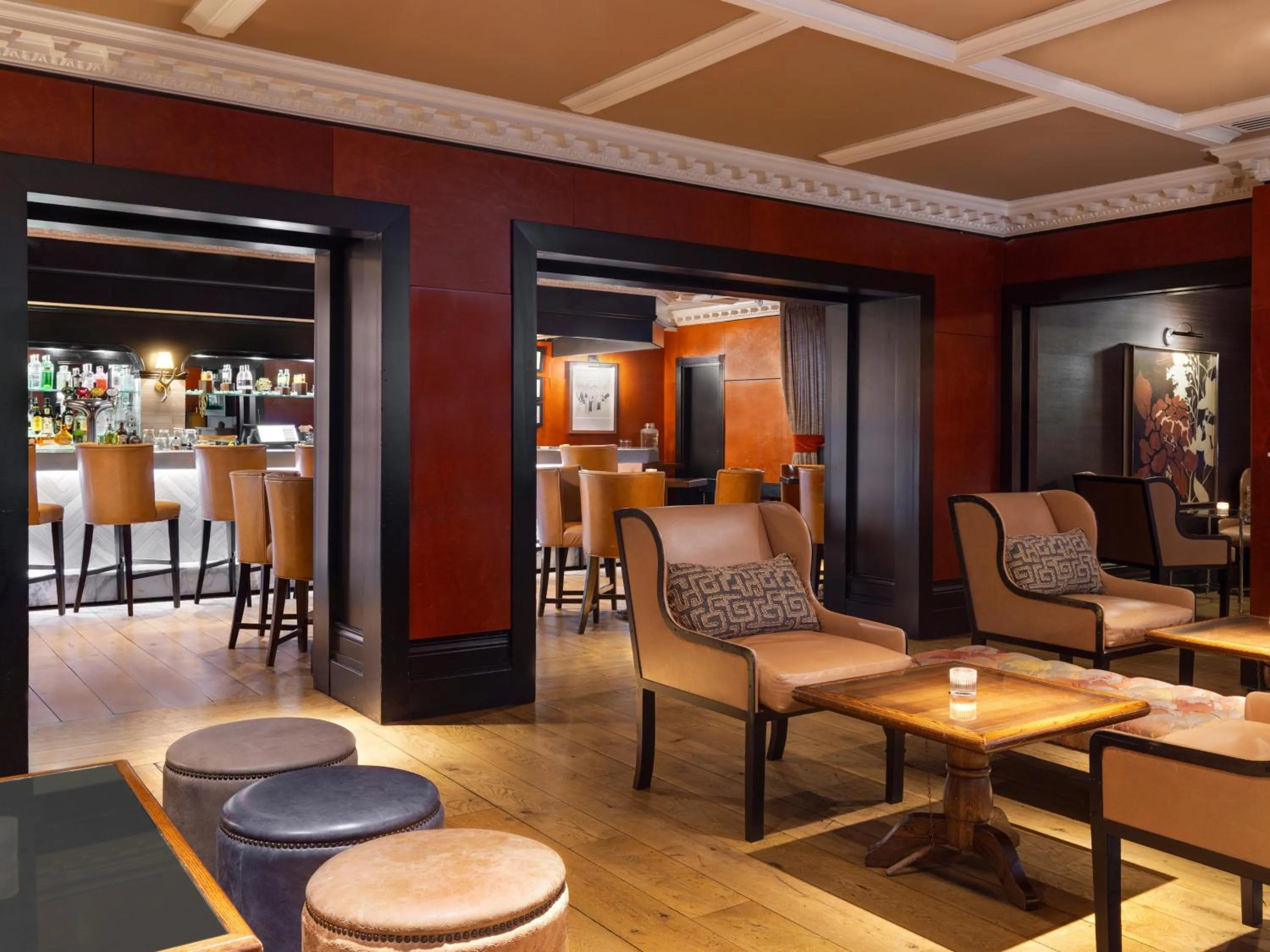 Restaurant/places to eat in St. Ermin's Hotel, Autograph Collection