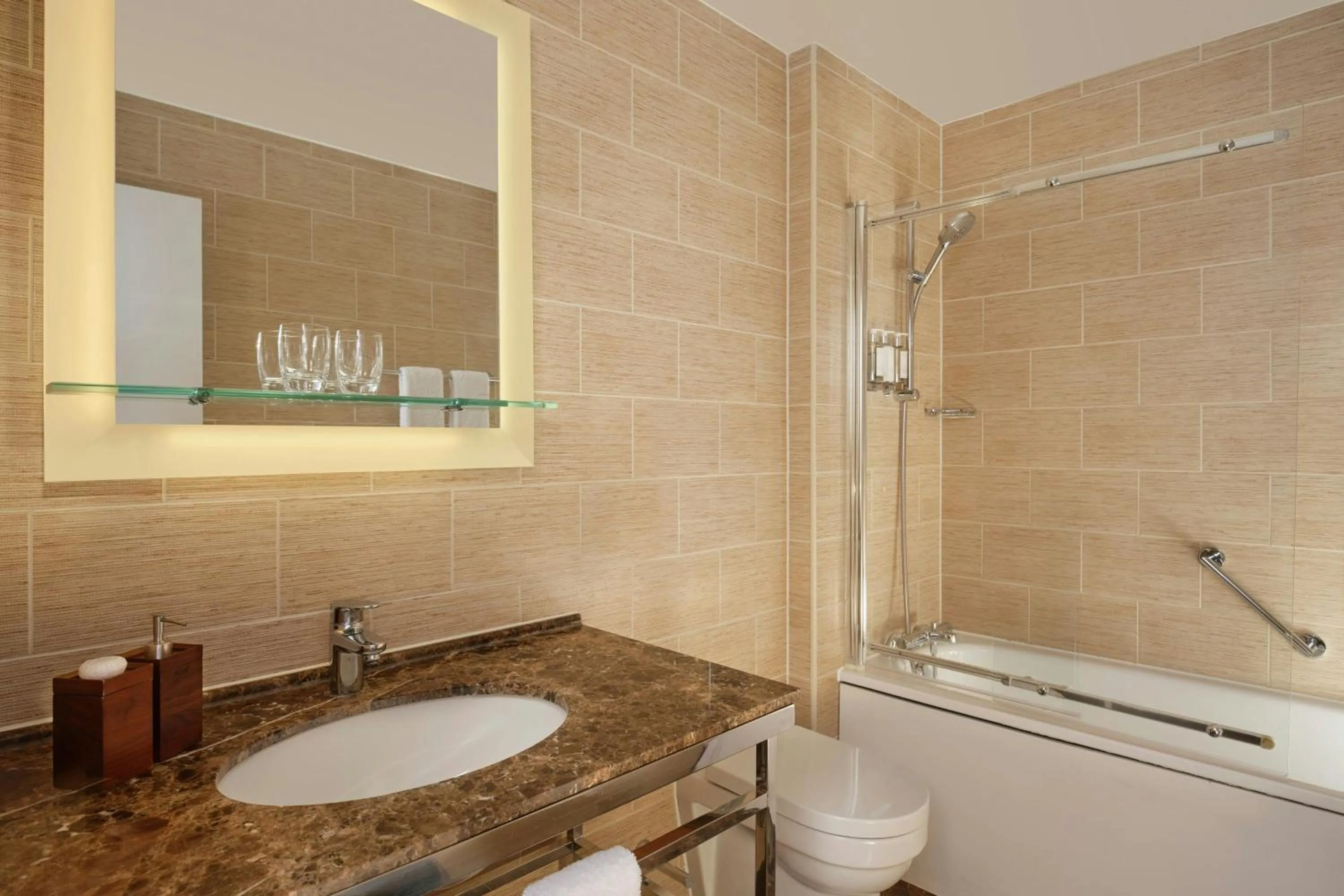 Bathroom in St. Ermin's Hotel, Autograph Collection