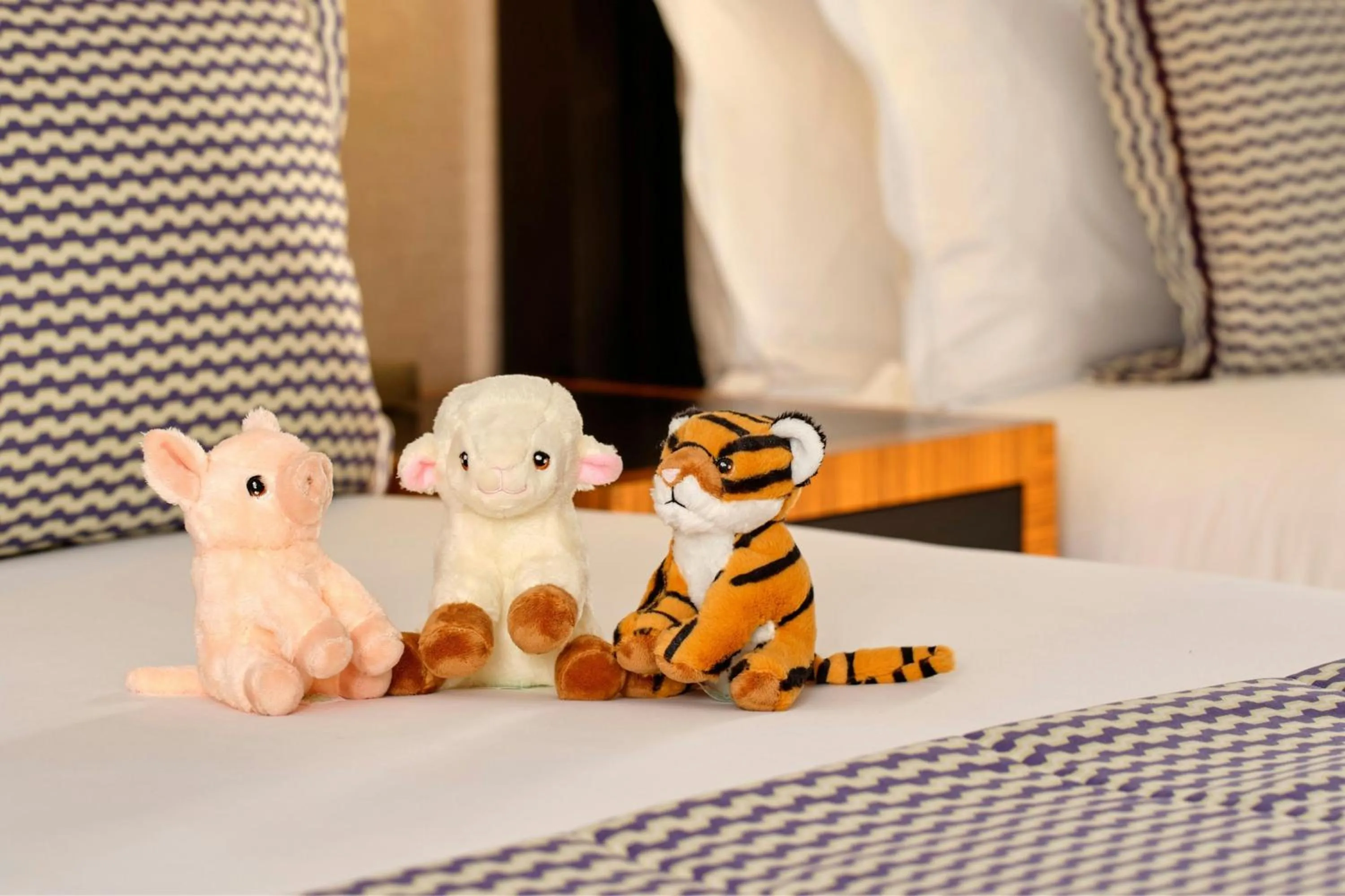 Other, Bed in St. Ermin's Hotel, Autograph Collection