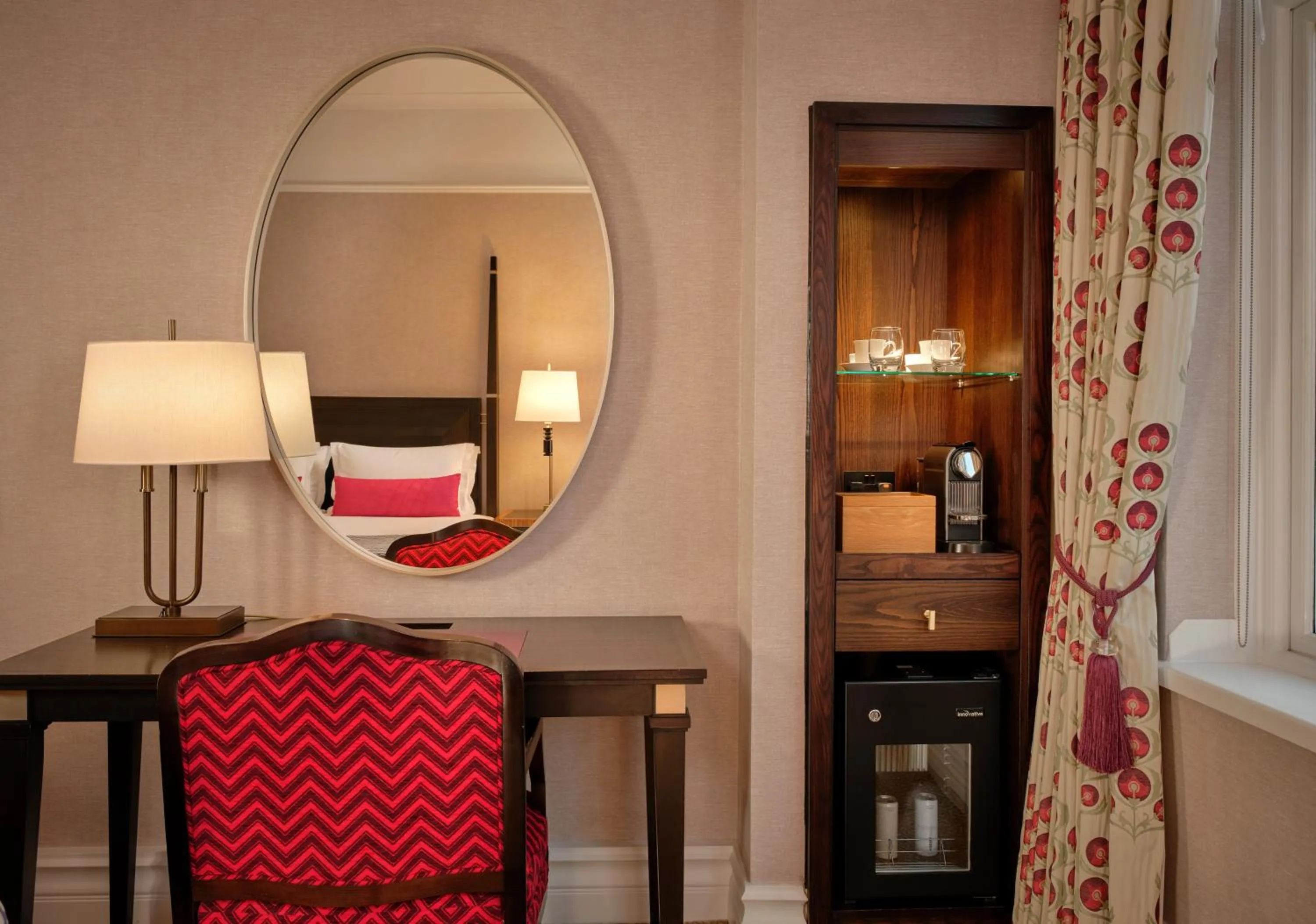 Bedroom in St. Ermin's Hotel, Autograph Collection