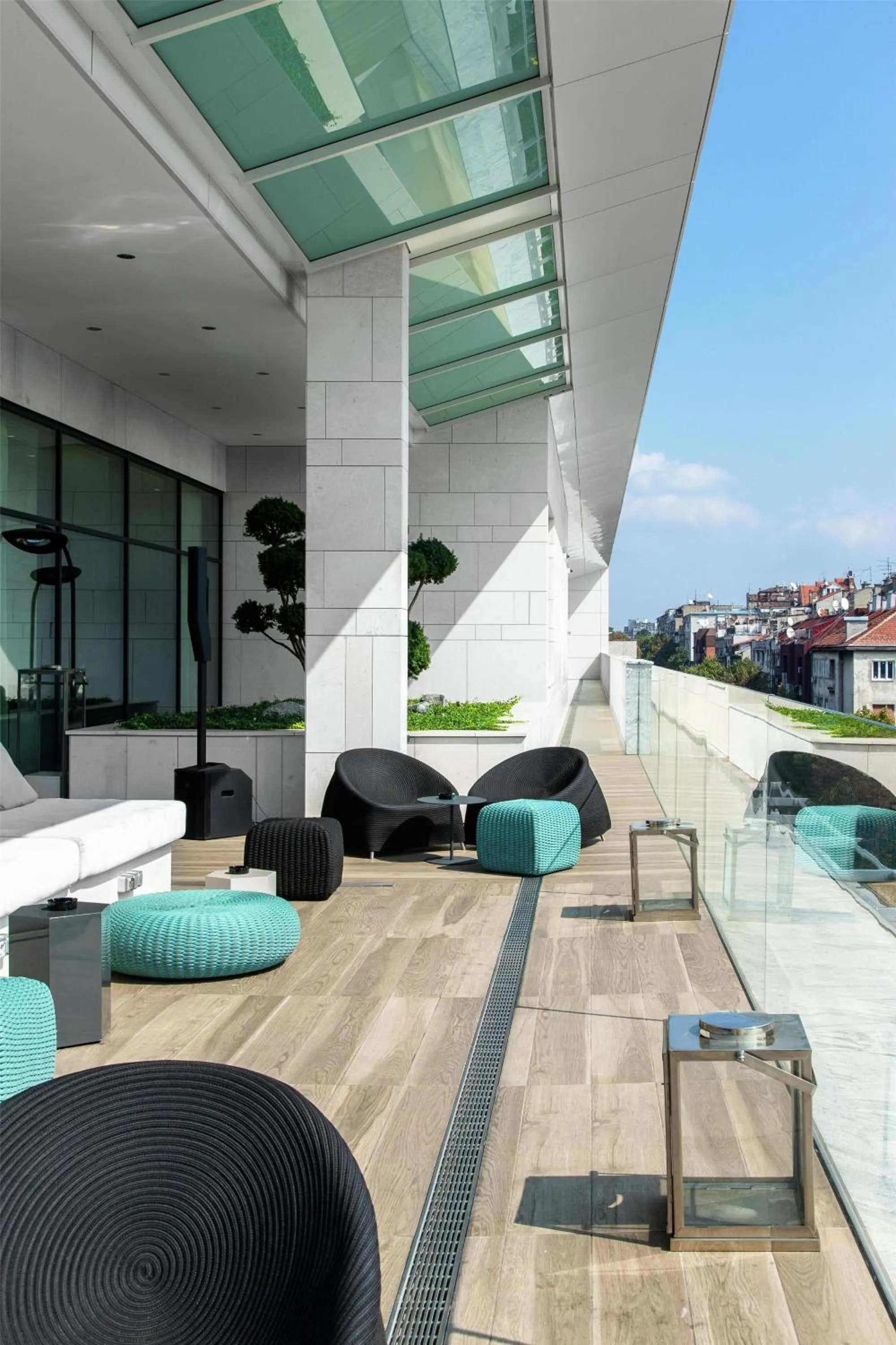 Dining area in Hilton Belgrade