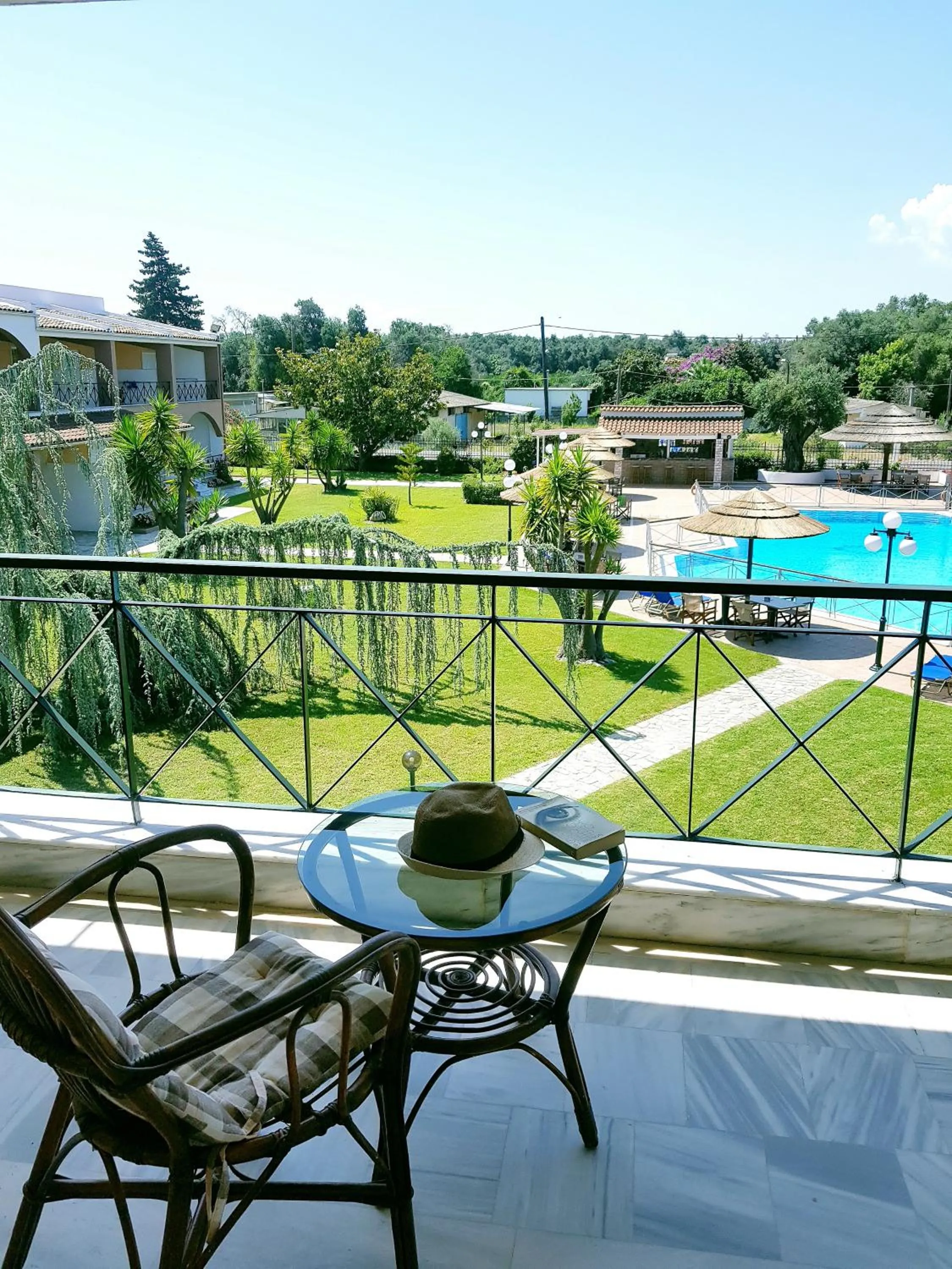 Hotel Kalamitsi Apartments