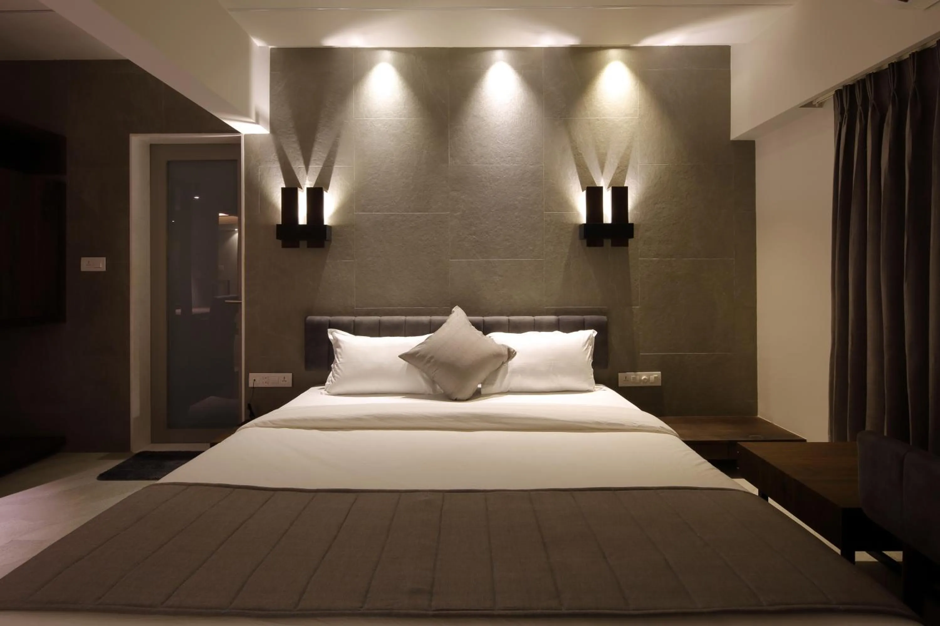 Bed in Hotel Carrefour