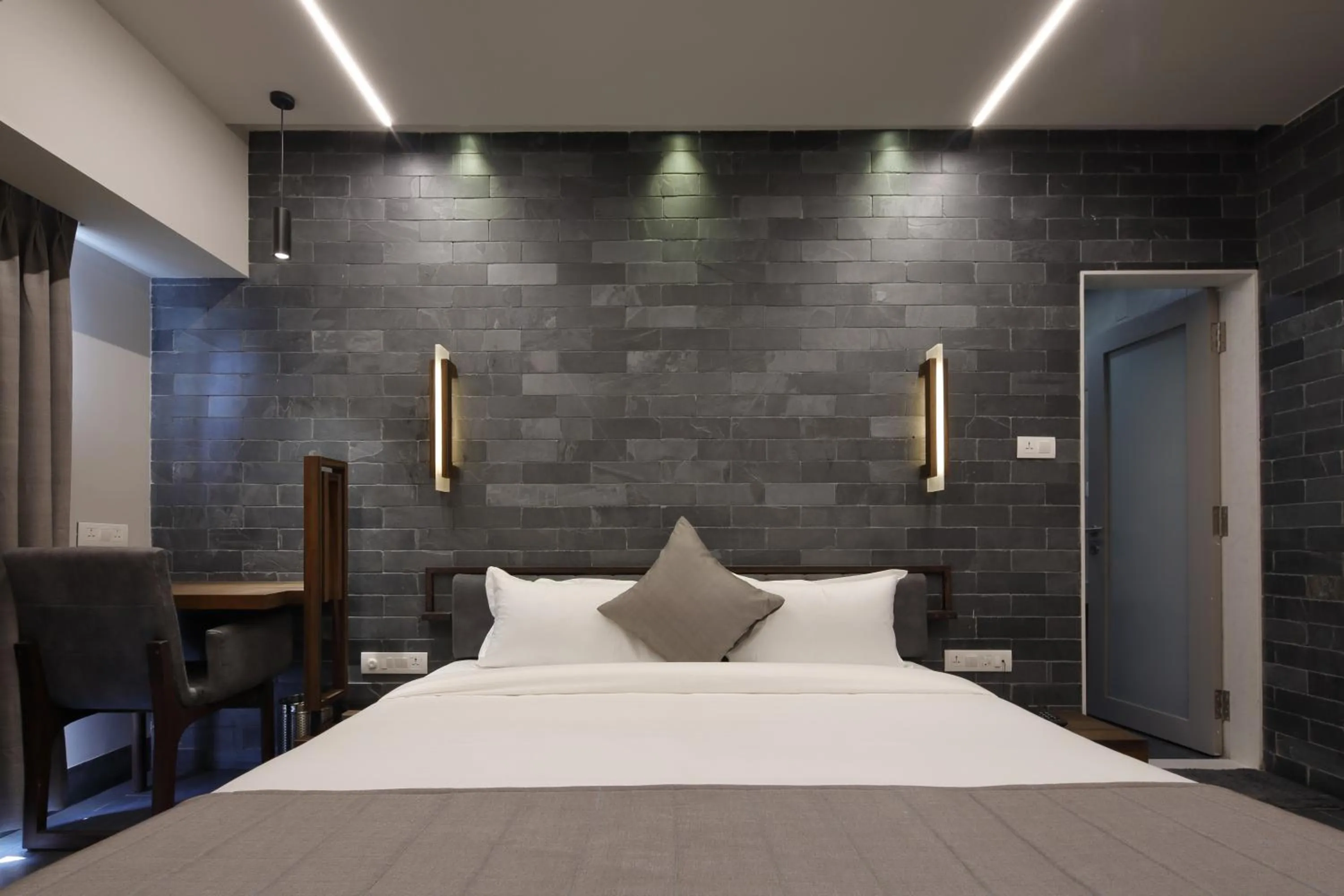 Bedroom in Hotel Carrefour