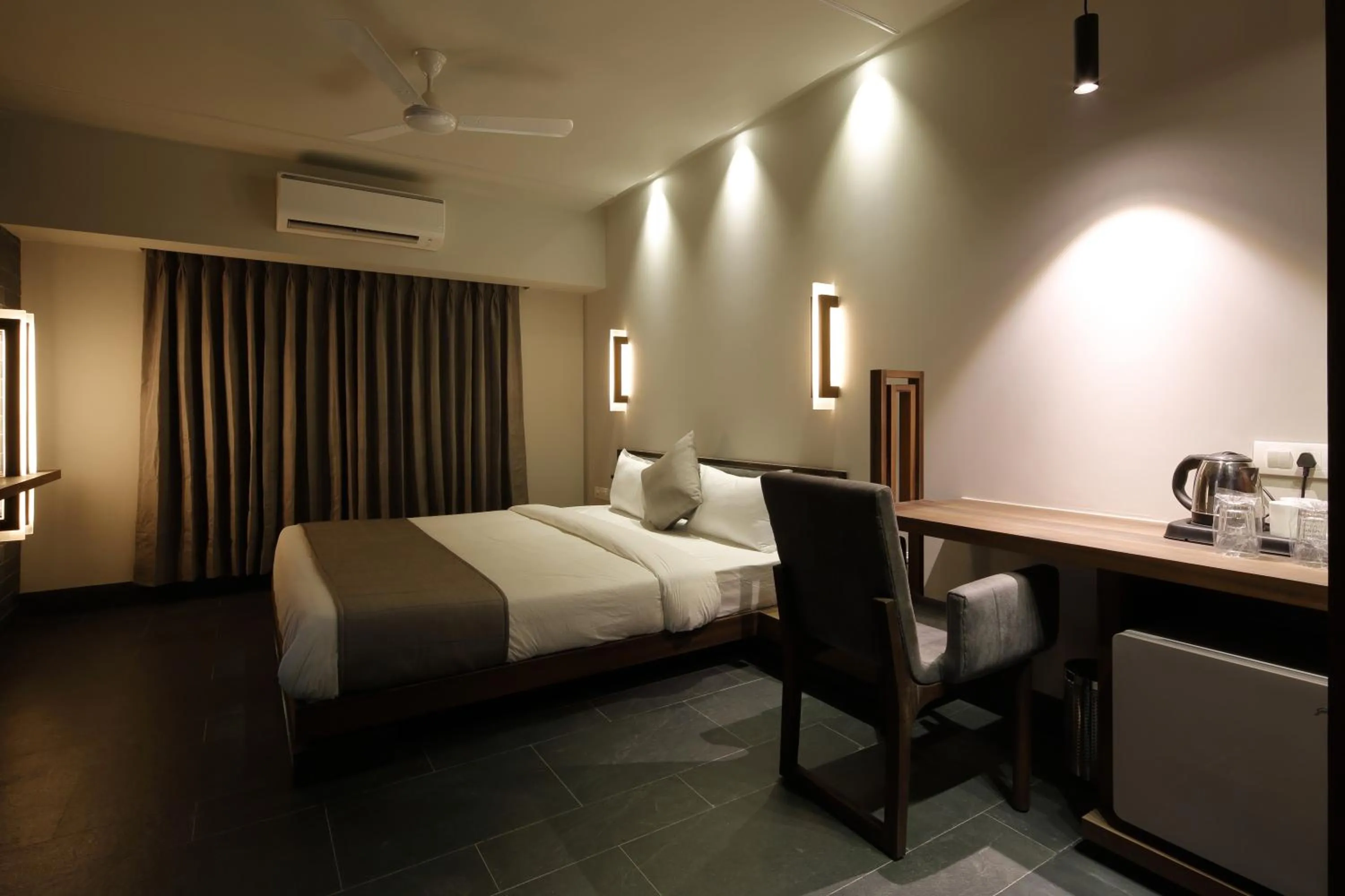 Bed in Hotel Carrefour